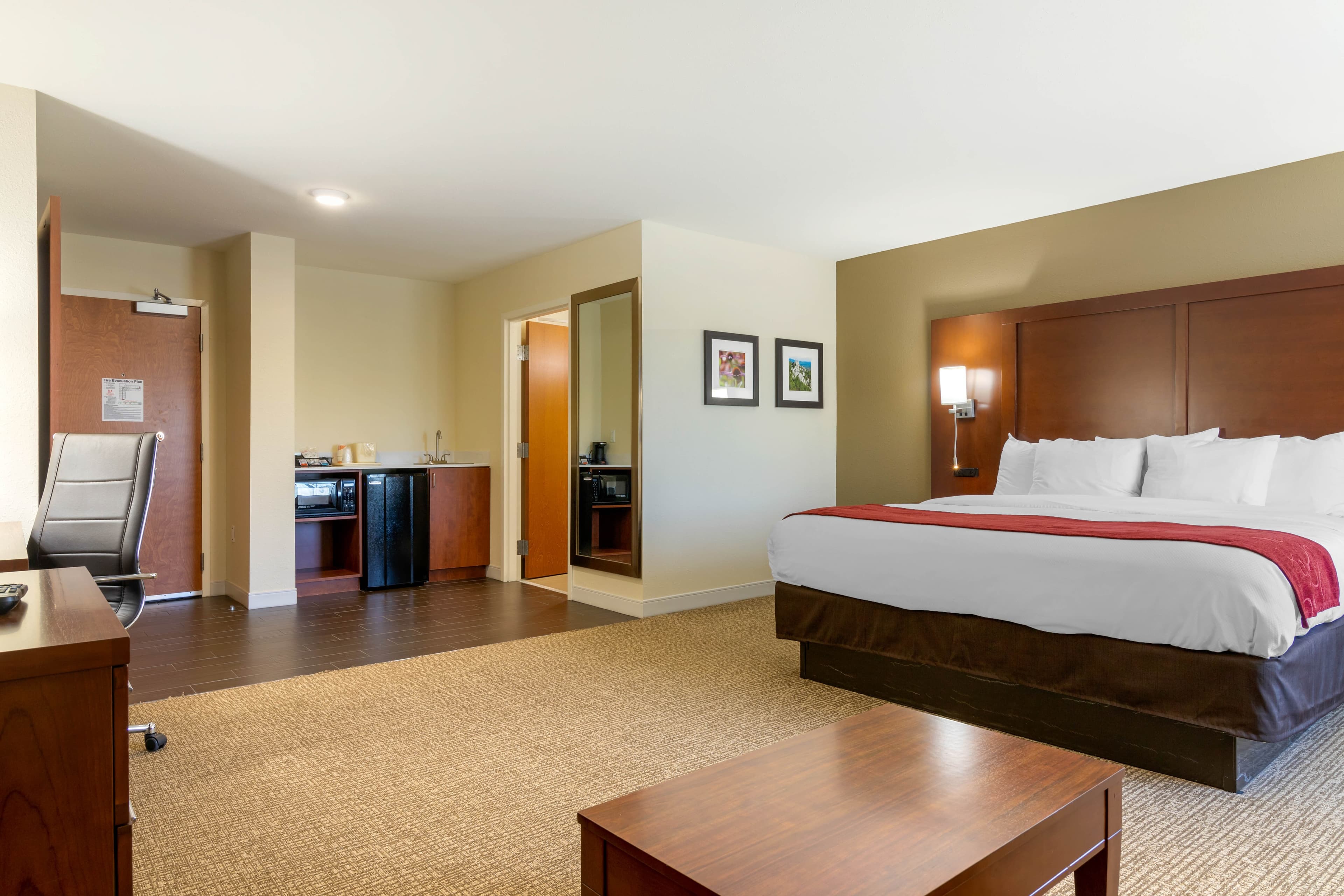 Comfort Inn & Suites Macon West — 19