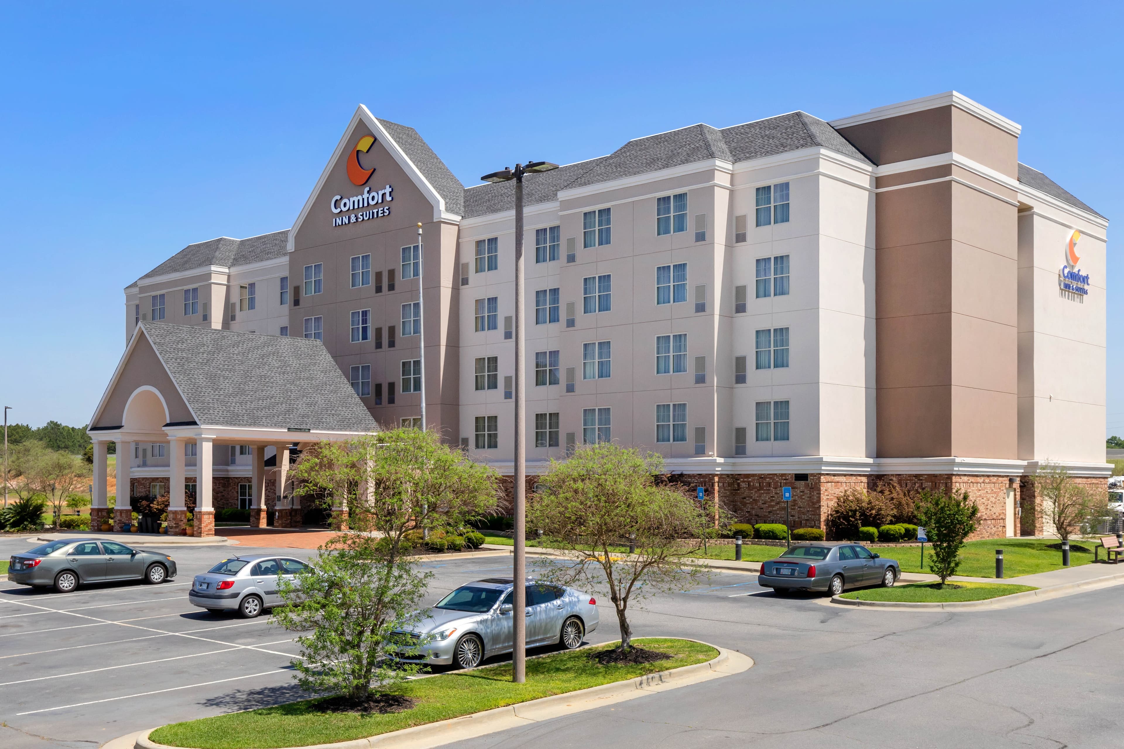 Comfort Inn & Suites Cordele - Image 1