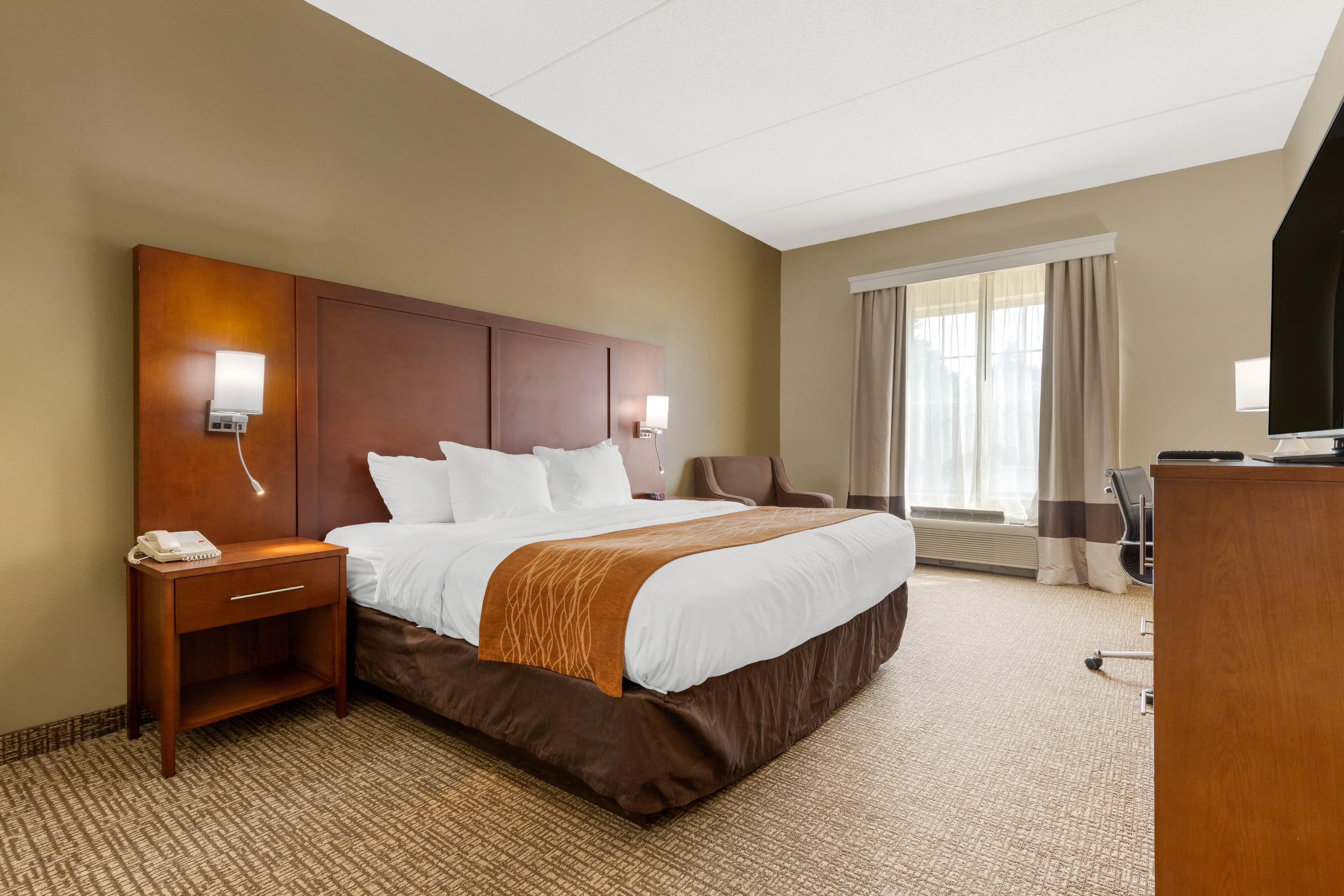 Comfort Inn & Suites Cordele — 14