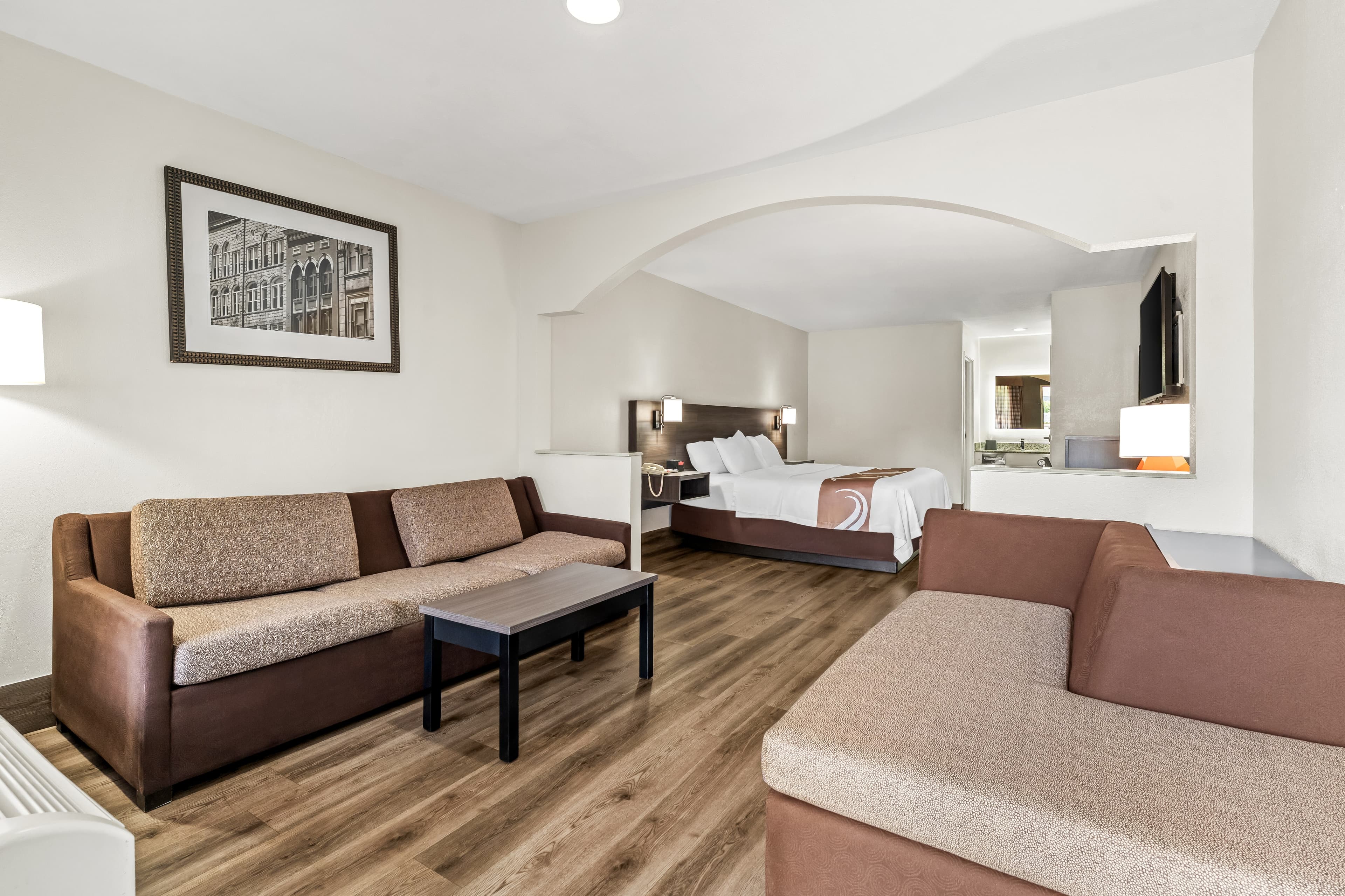 Quality Inn & Suites near Robins Air Force Base — 34