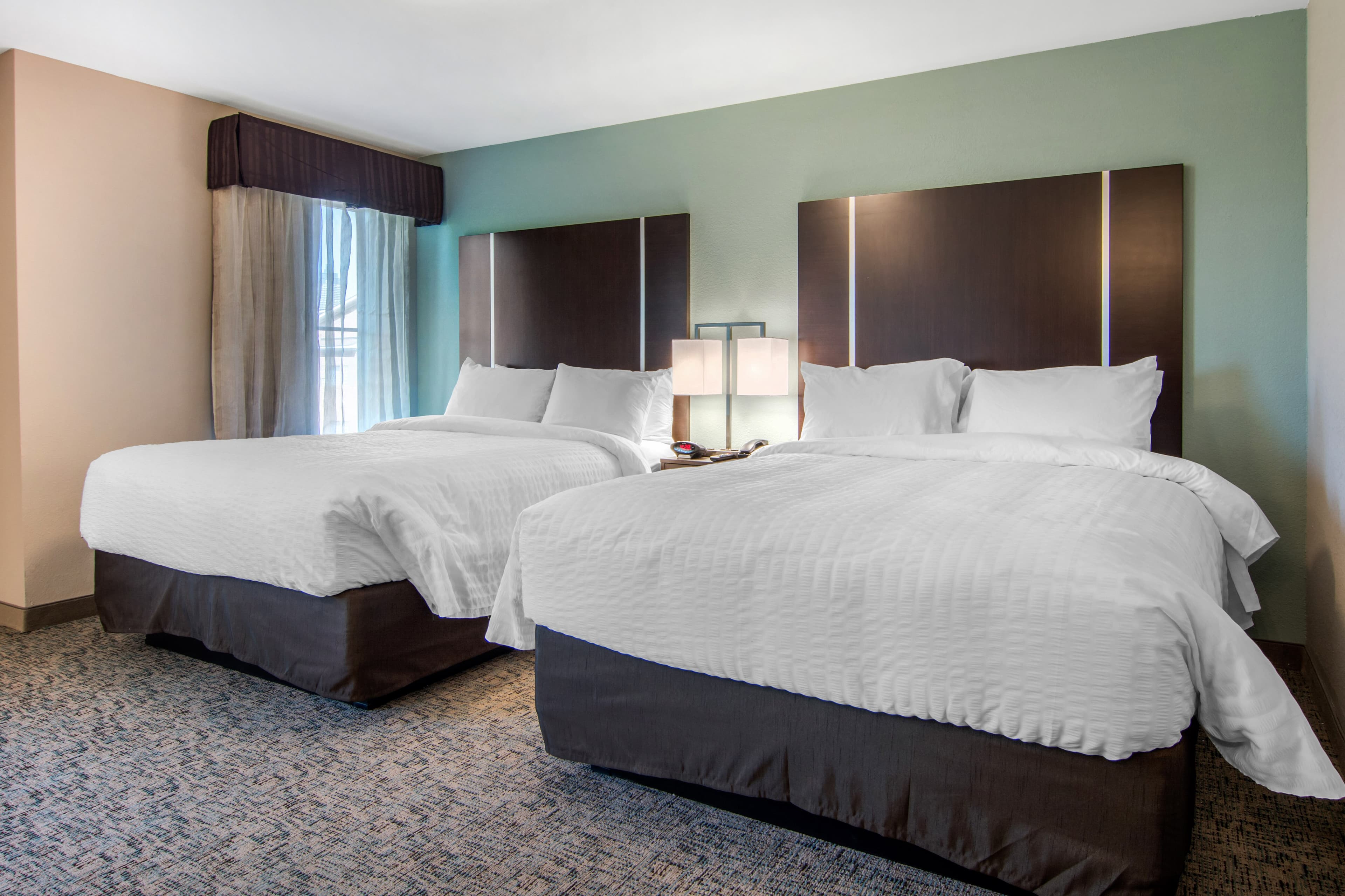 Clarion Inn & Suites Atlanta Downtown — 8