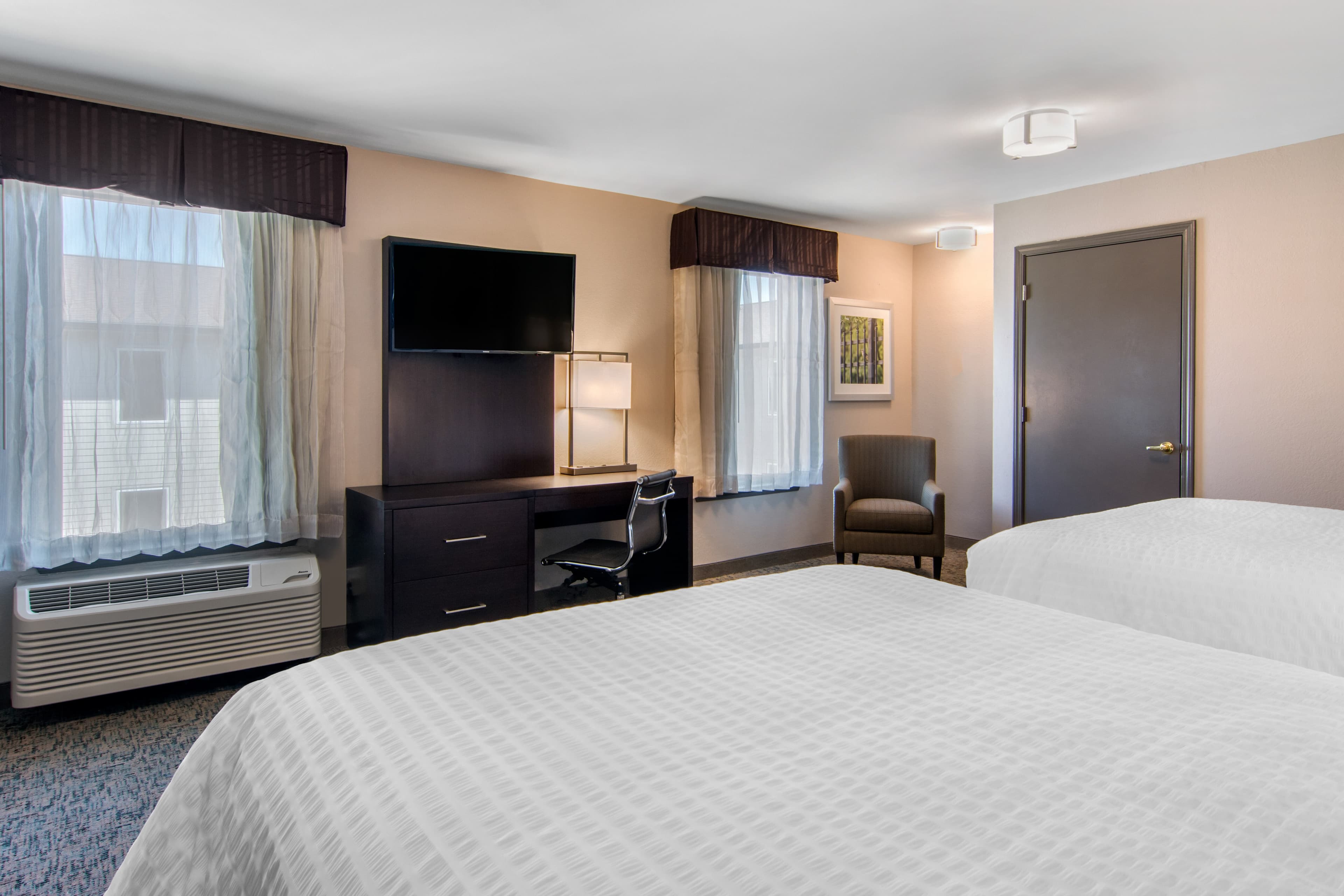 Clarion Inn & Suites Atlanta Downtown — 30