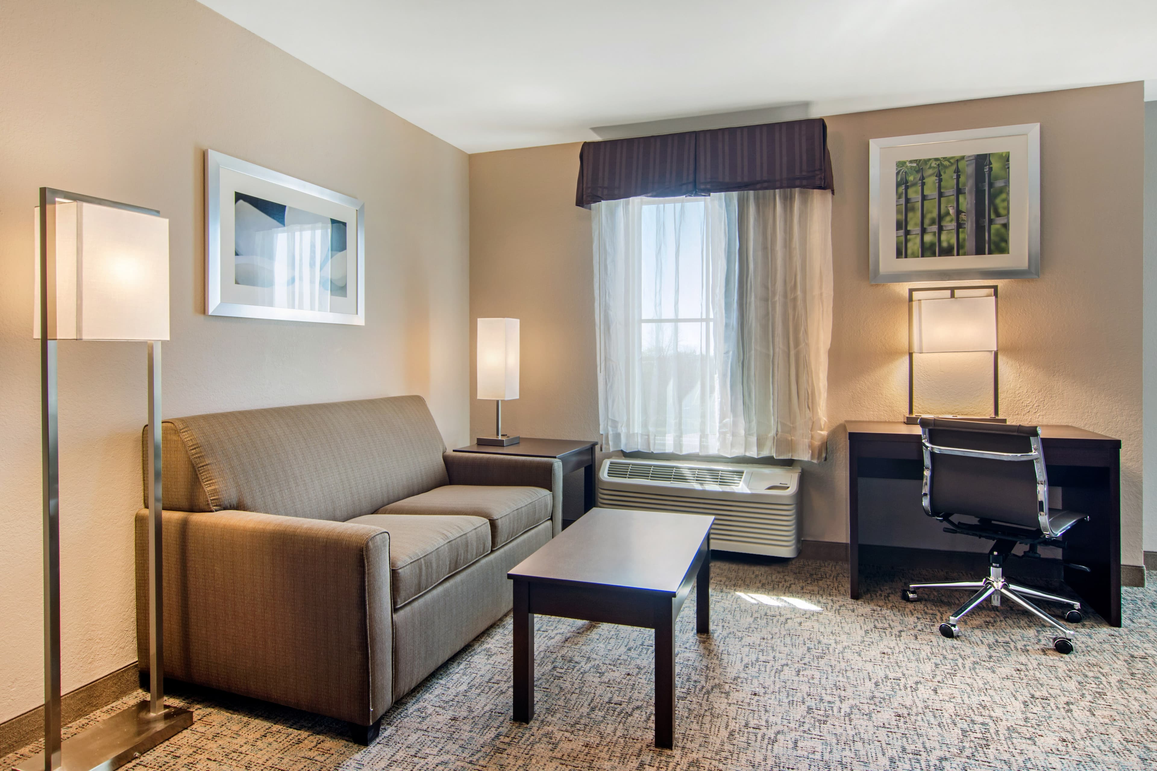 Clarion Inn & Suites Atlanta Downtown — 24