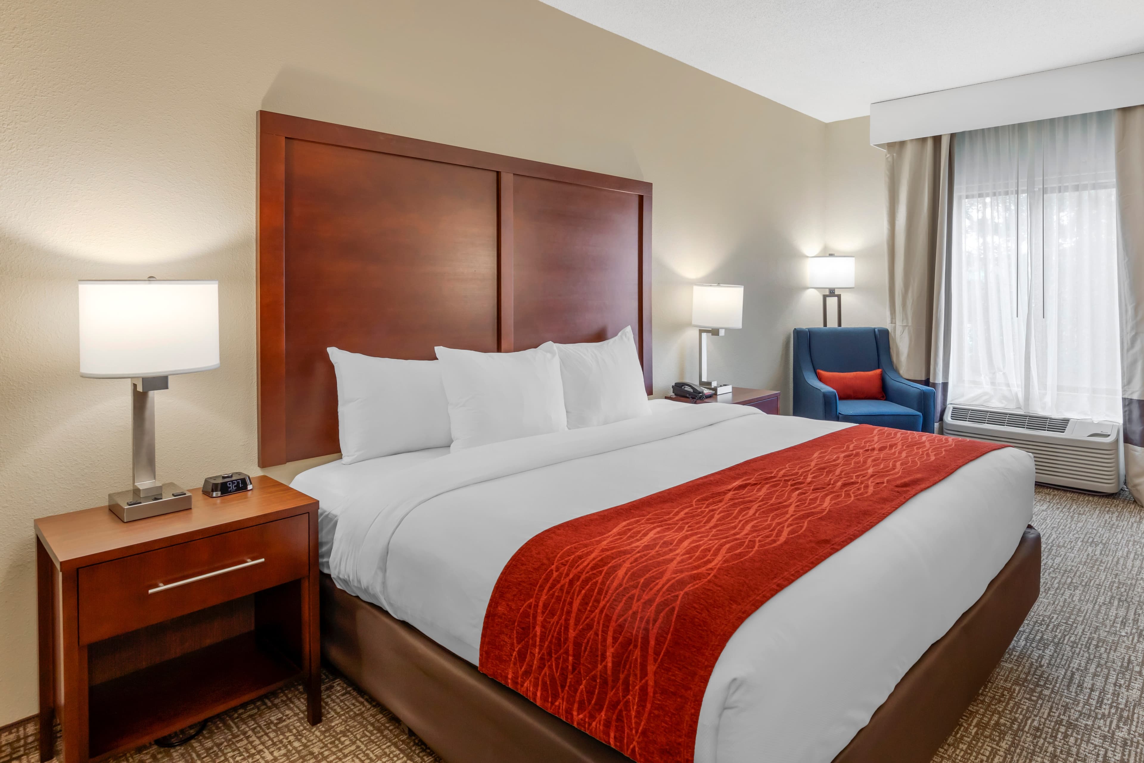 Comfort Inn & Suites Canton Riverstone Area — 23