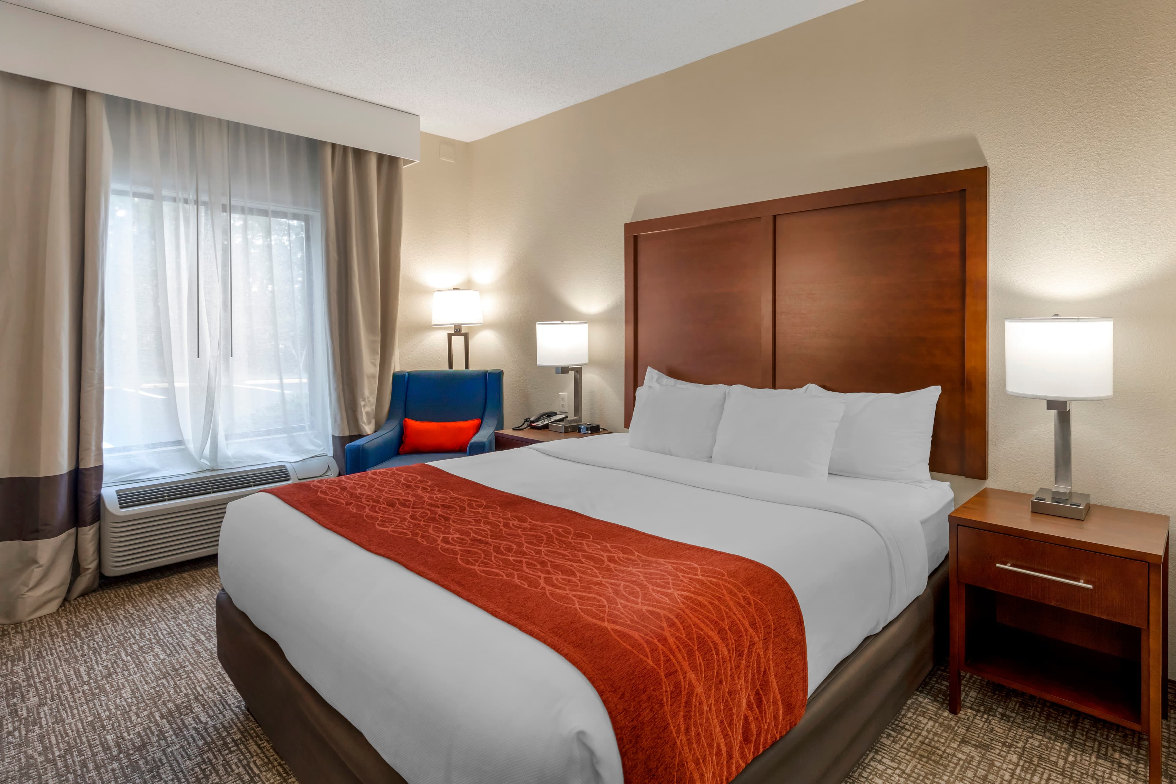 Comfort Inn & Suites Canton Riverstone Area — 18