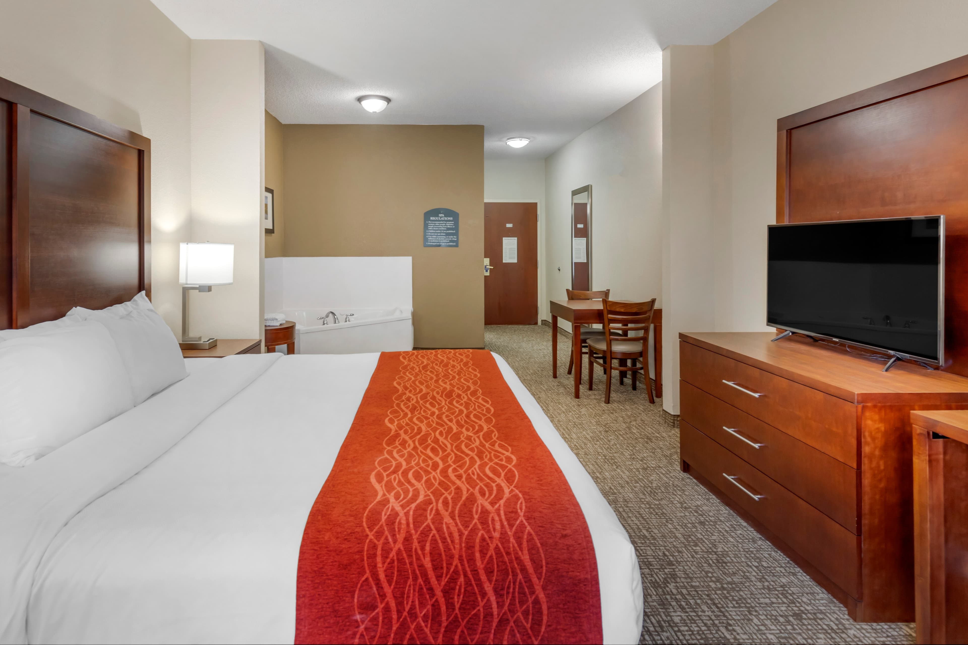 Comfort Inn & Suites Canton Riverstone Area — 20