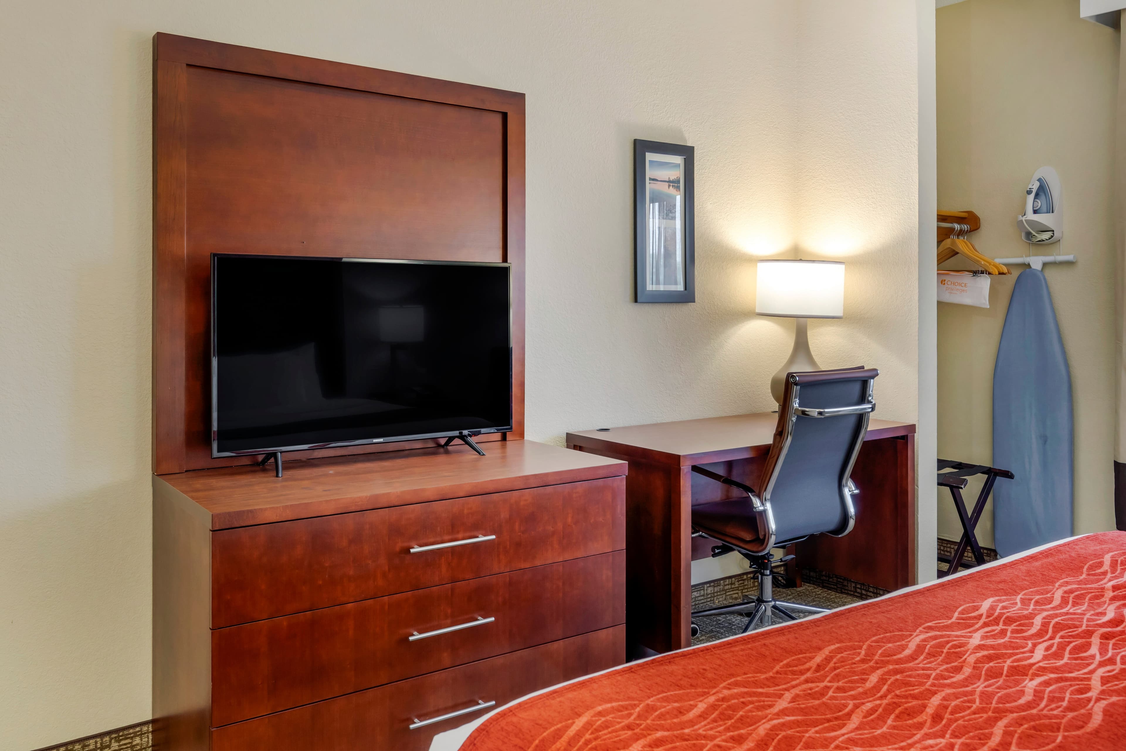 Comfort Inn & Suites Canton Riverstone Area — 21