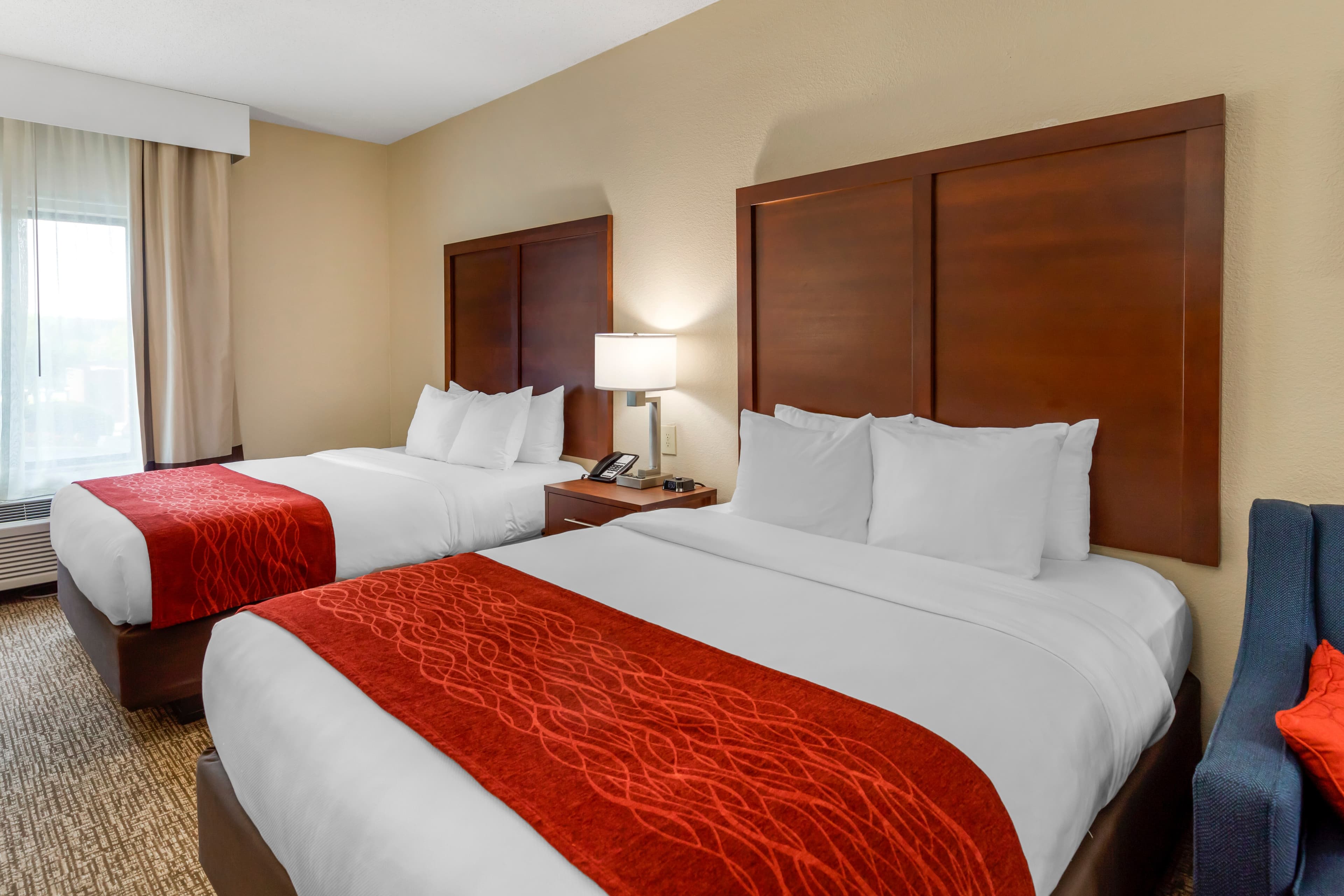 Comfort Inn & Suites Canton Riverstone Area — 40