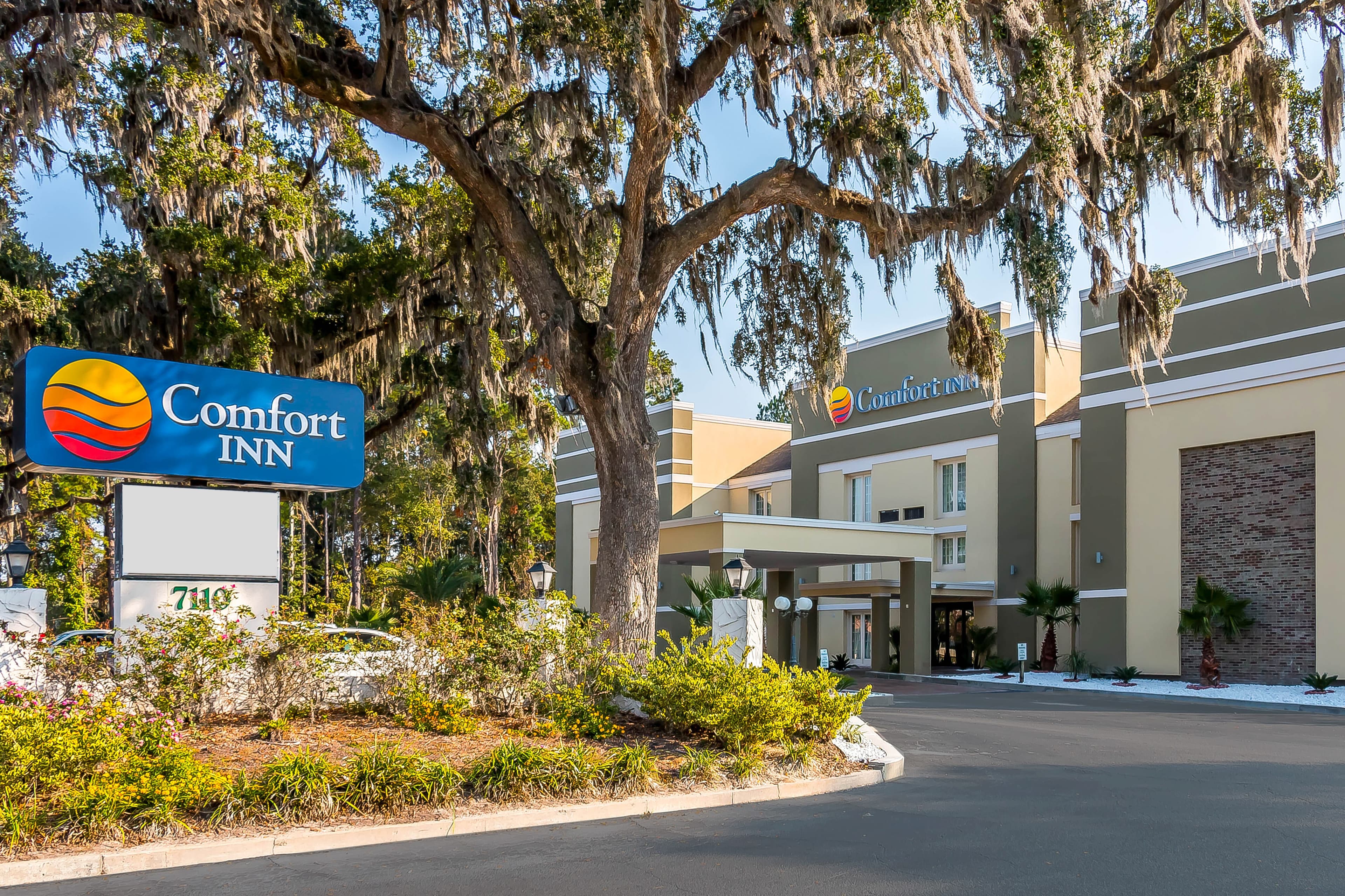 Comfort Inn Savannah Midtown - Image 1