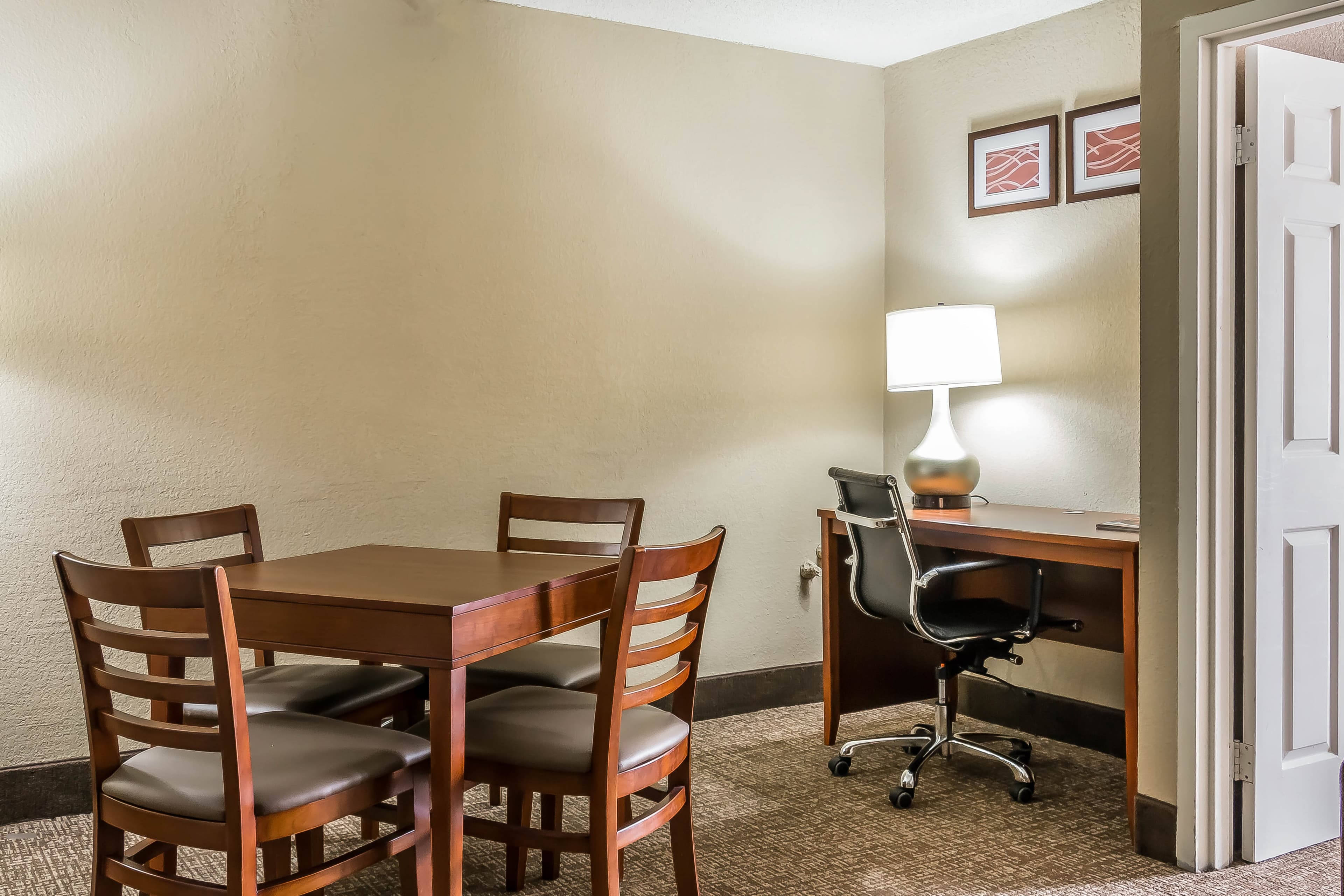 Comfort Inn Savannah Midtown — 9