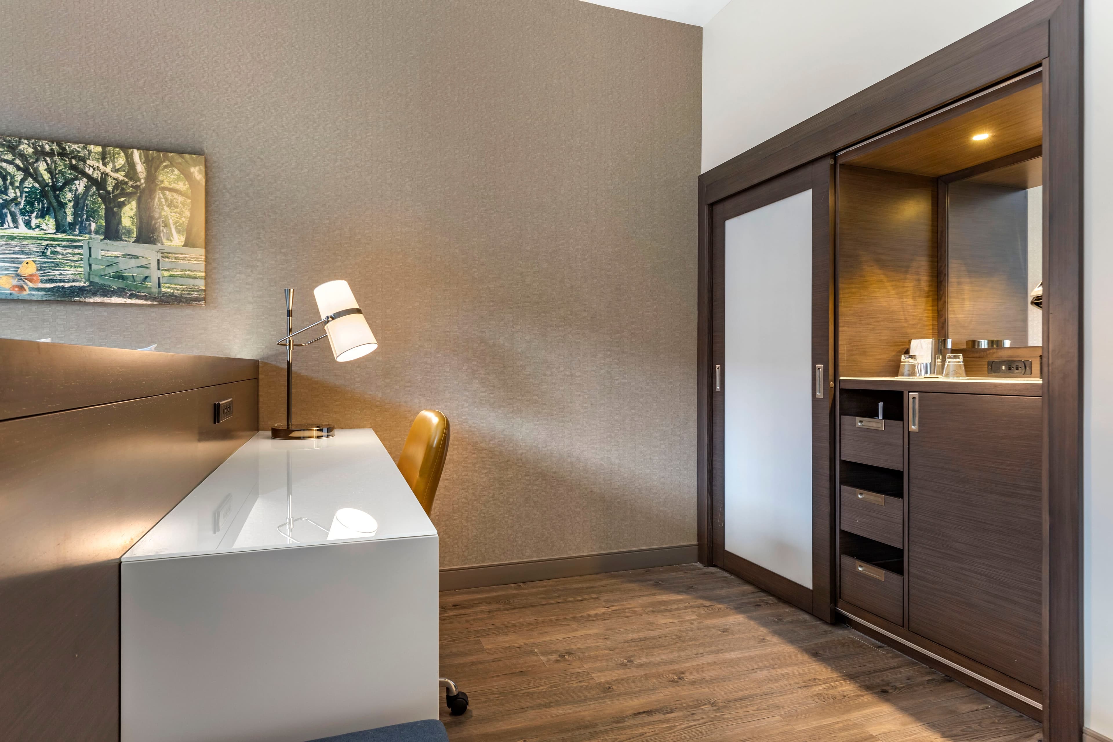 Cambria Hotel Savannah Downtown Historic District — 11