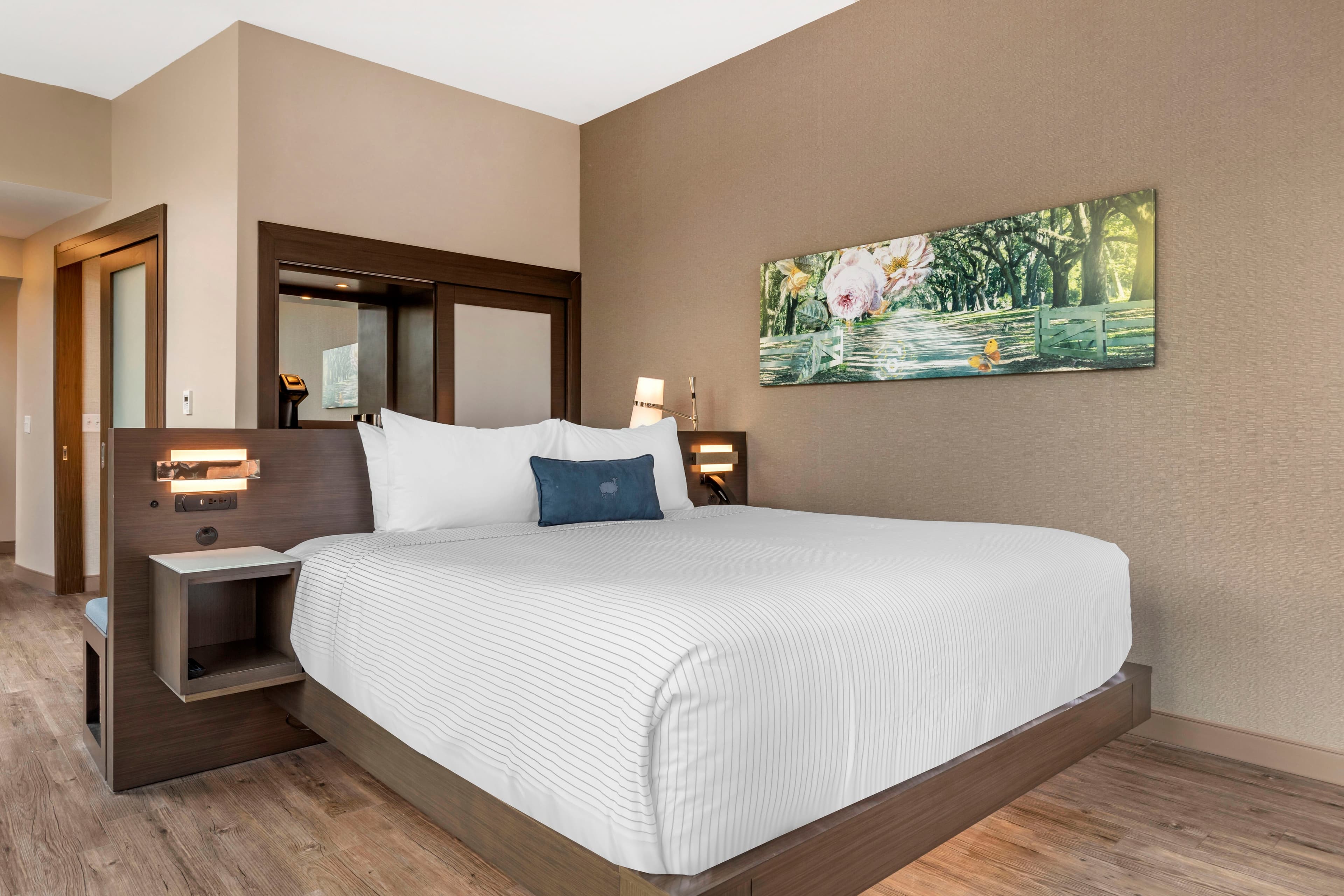 Cambria Hotel Savannah Downtown Historic District — 19