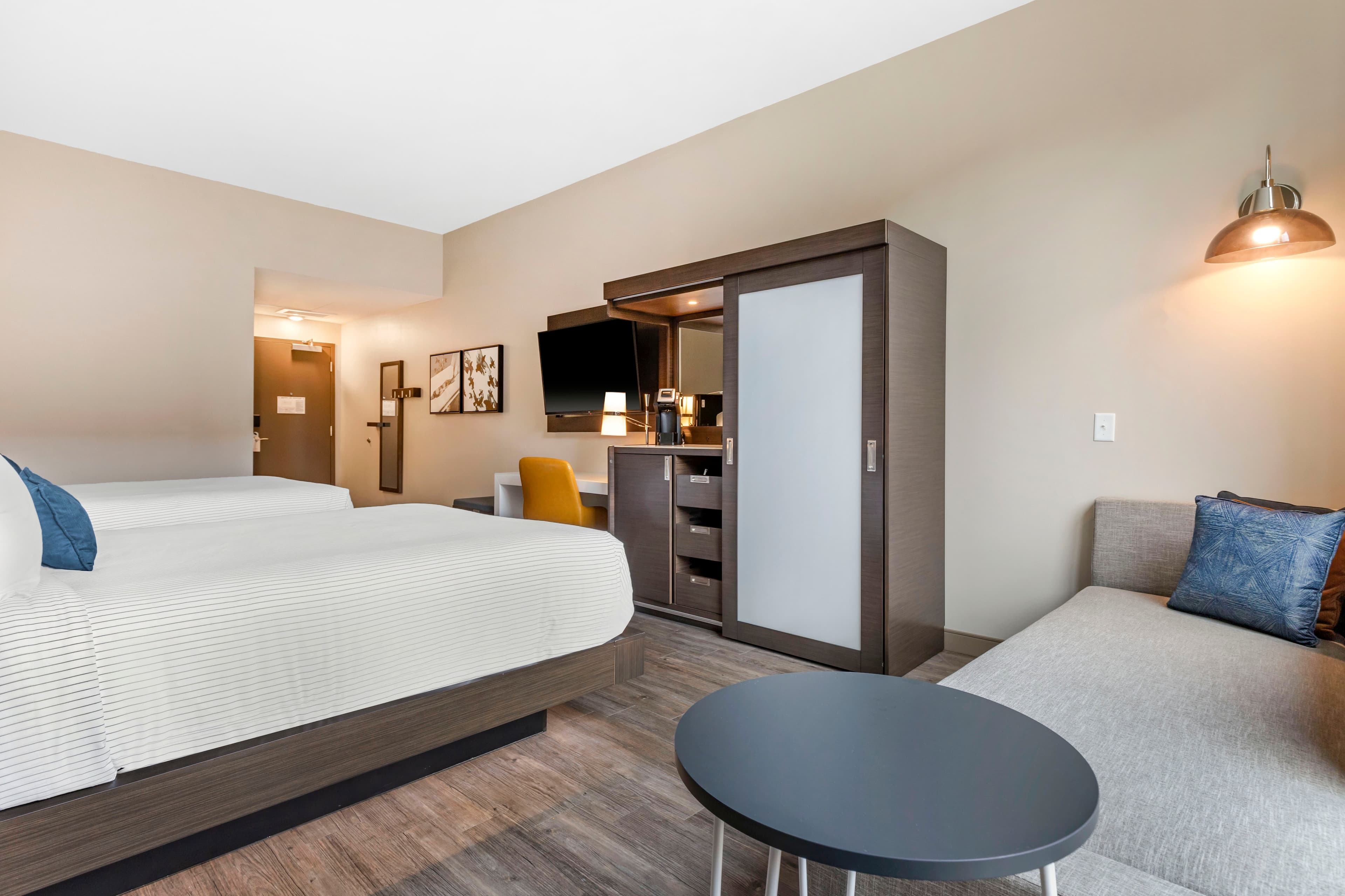 Cambria Hotel Savannah Downtown Historic District — 24