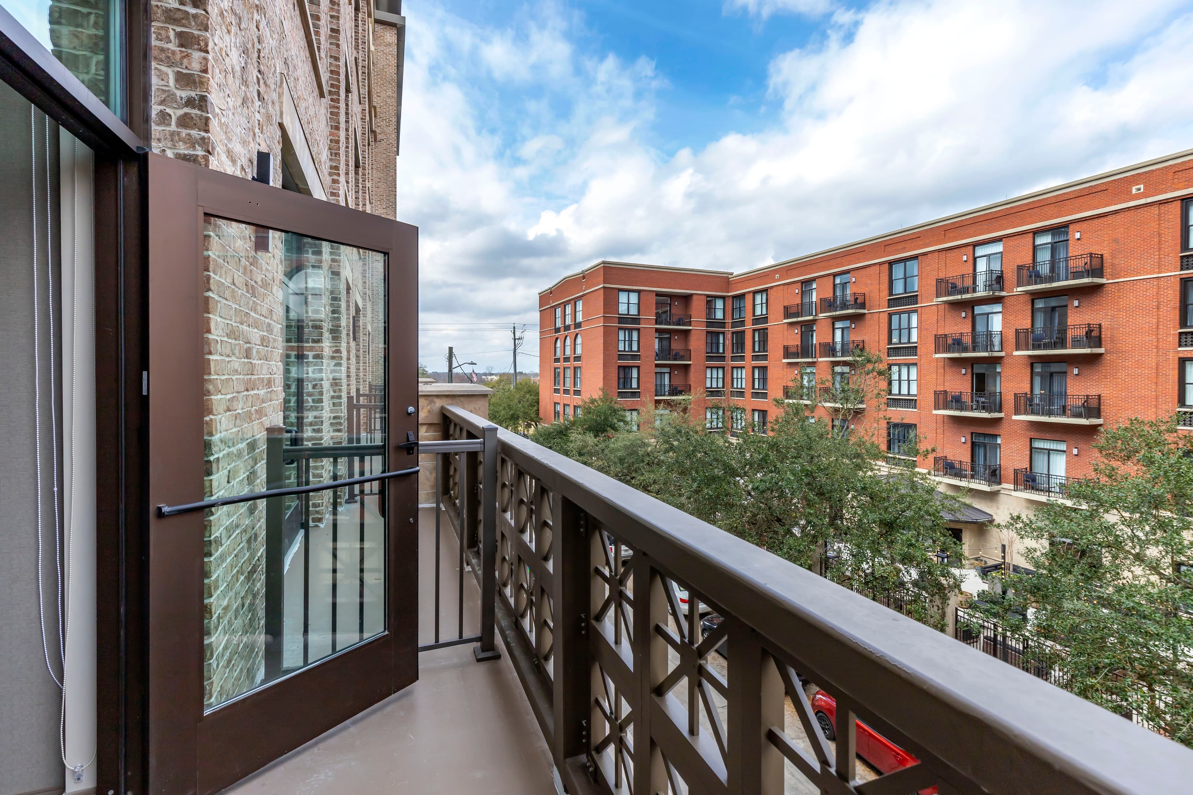 Cambria Hotel Savannah Downtown Historic District — 28