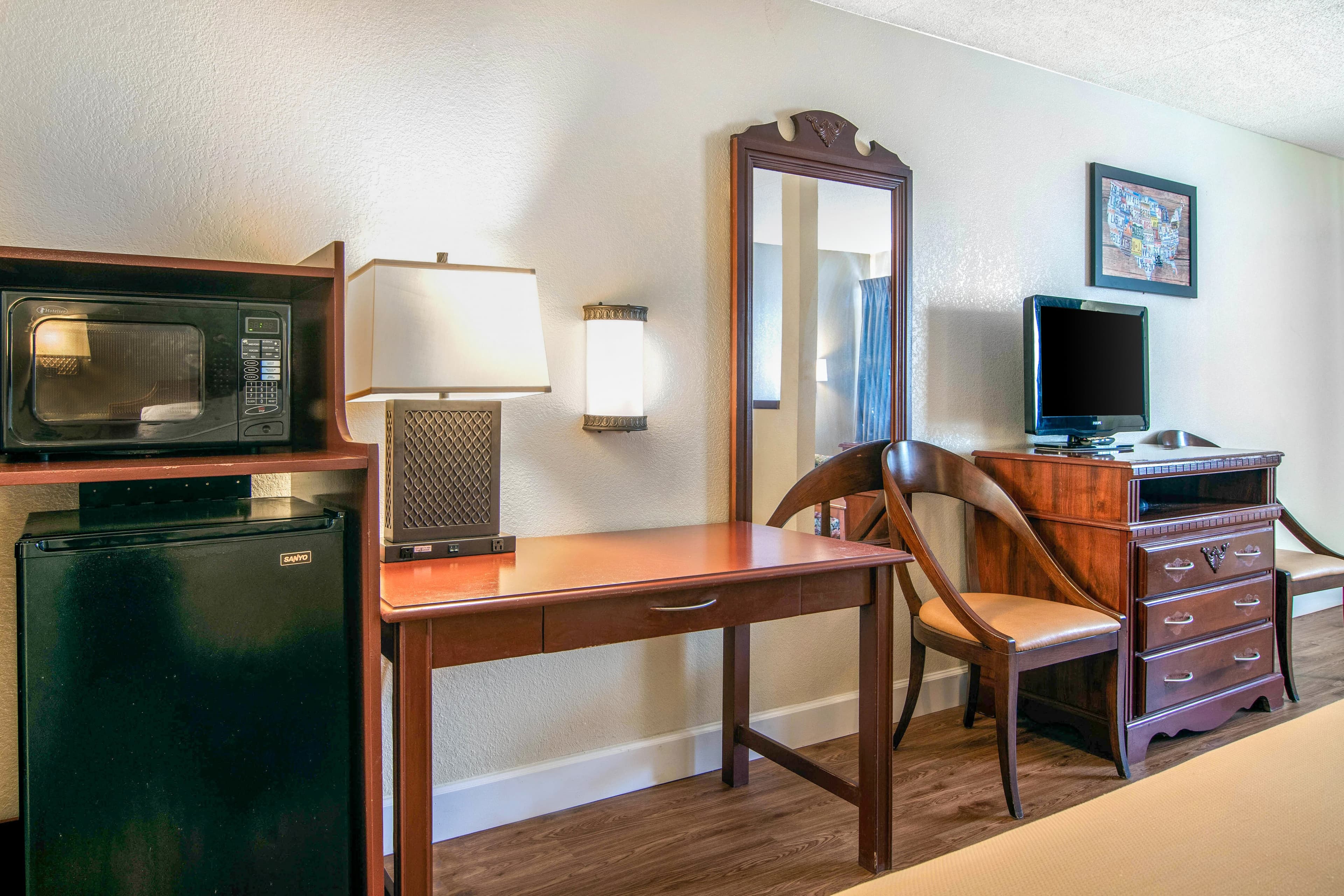 Econo Lodge Inn & Suites near Chickamauga Battlefield — 30
