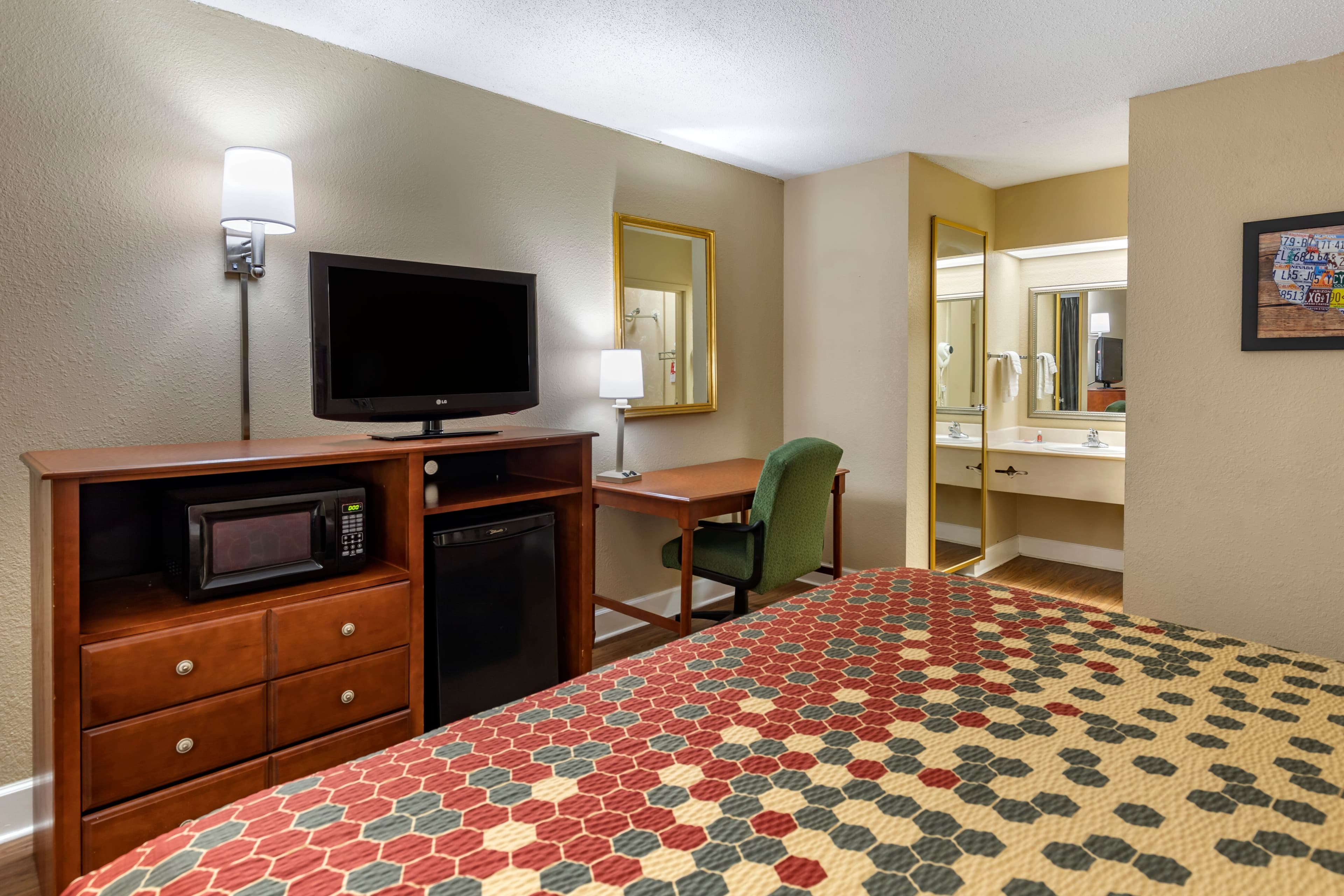 Econo Lodge Cordele — 6