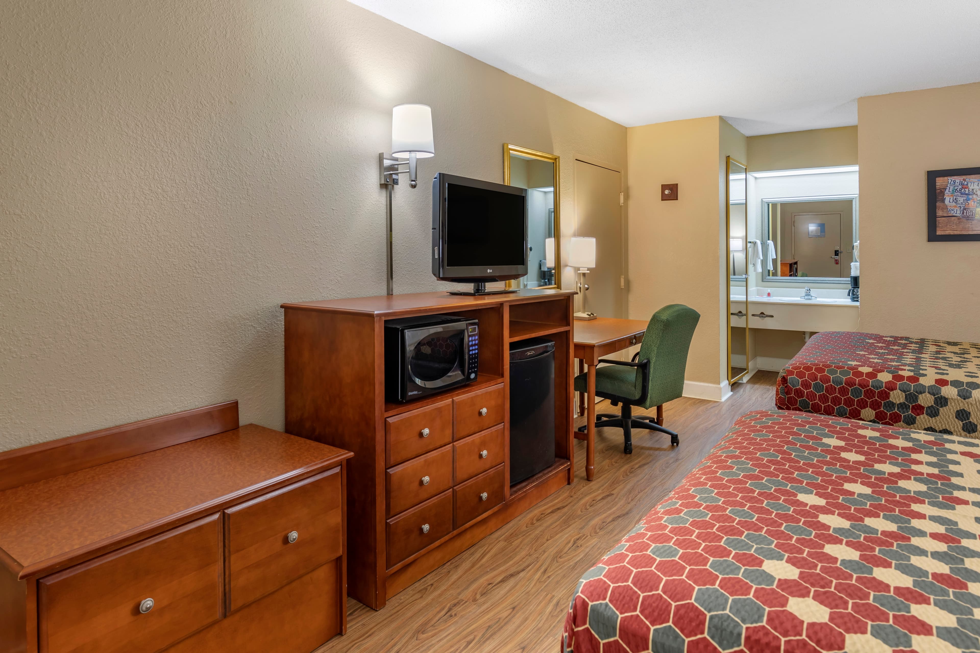 Econo Lodge Cordele — 35