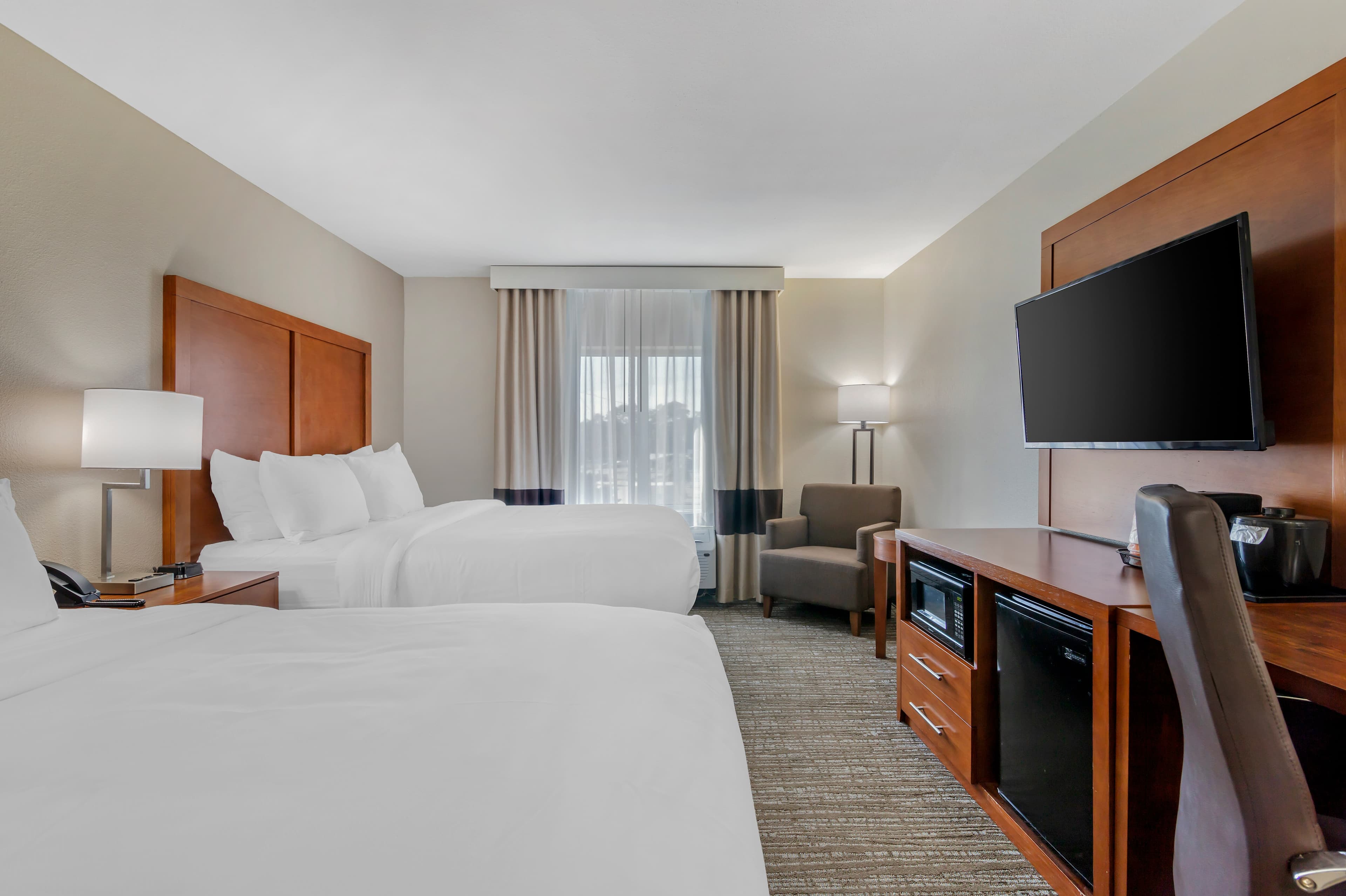 Comfort Inn & Suites Brunswick I-95 — 11