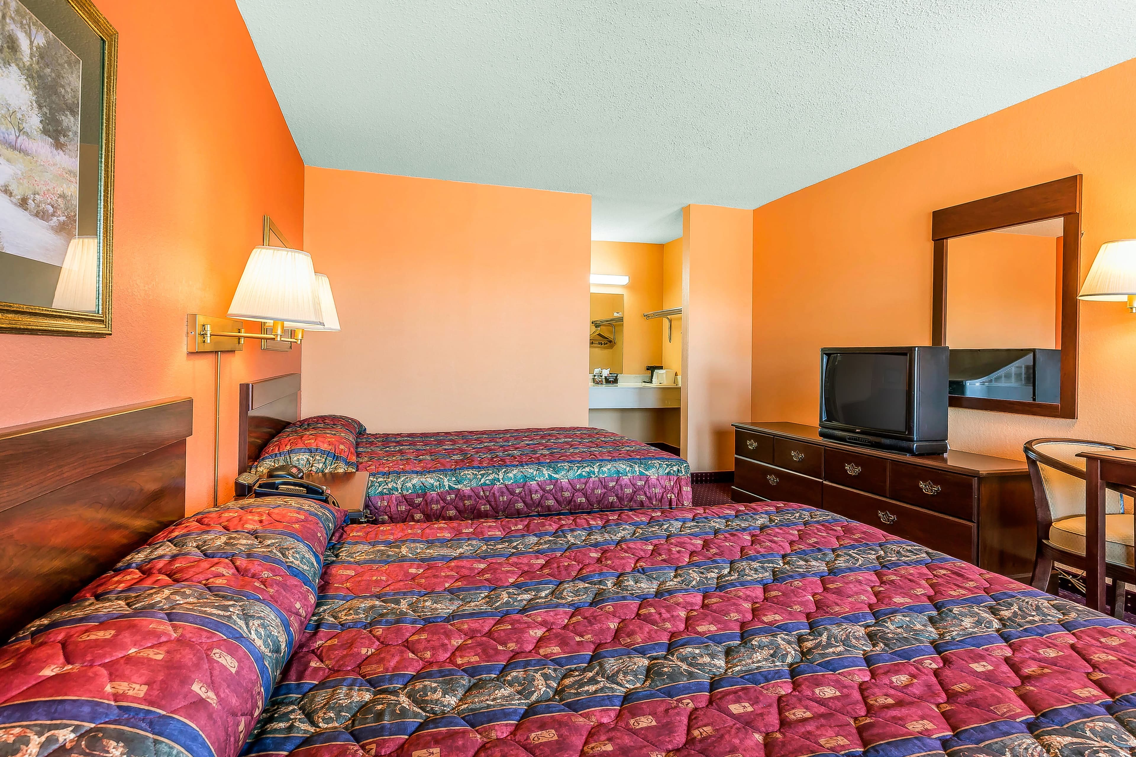 Econo Lodge Lavonia I-85 - Image 3