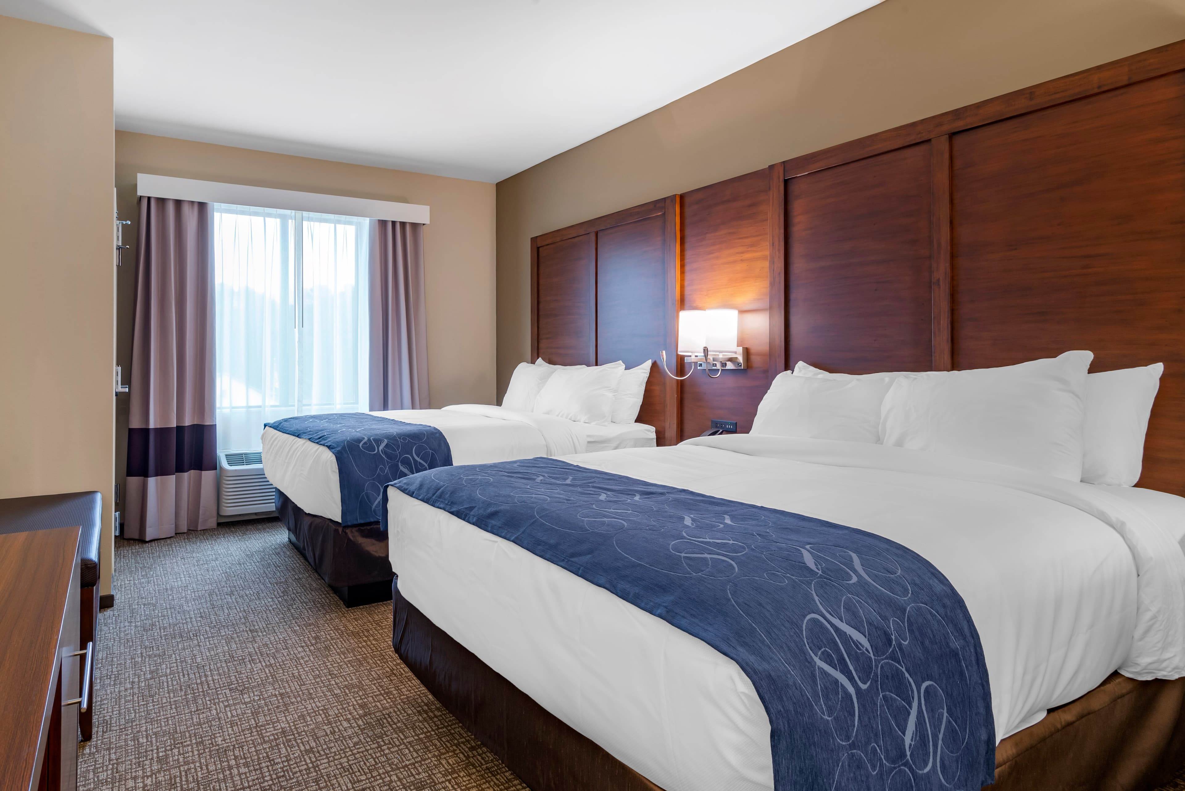 Comfort Suites Newnan — 26