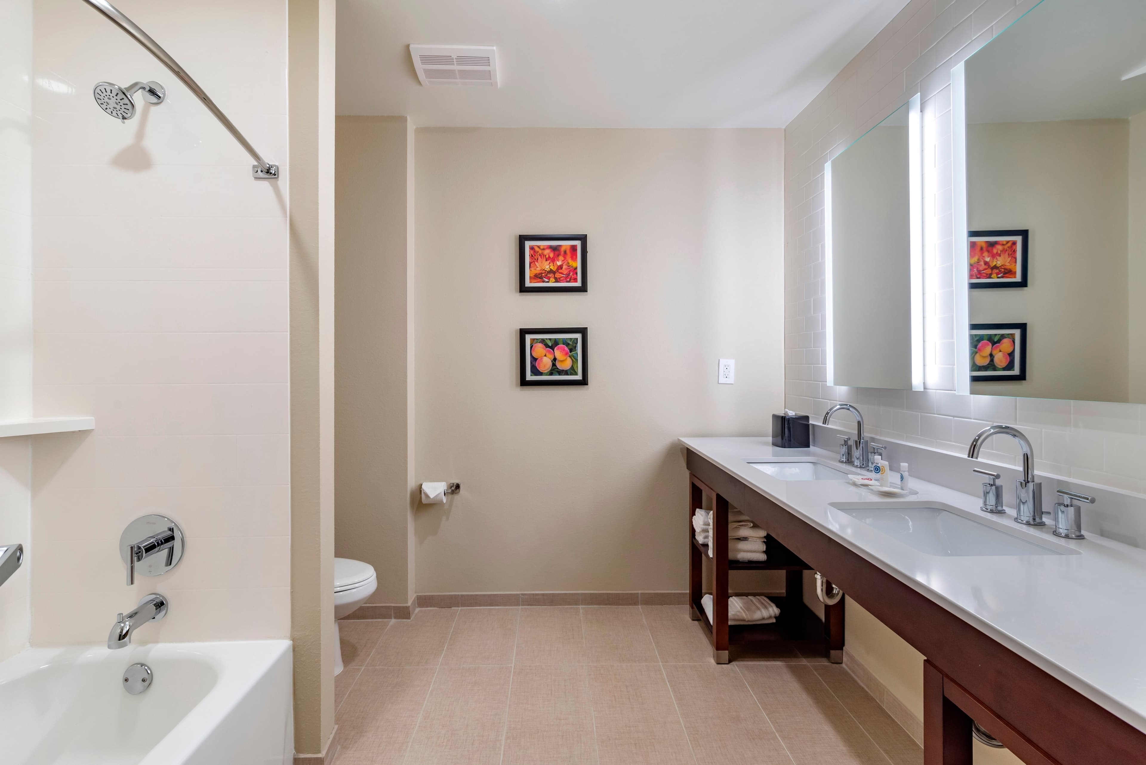 Comfort Suites Newnan — 33
