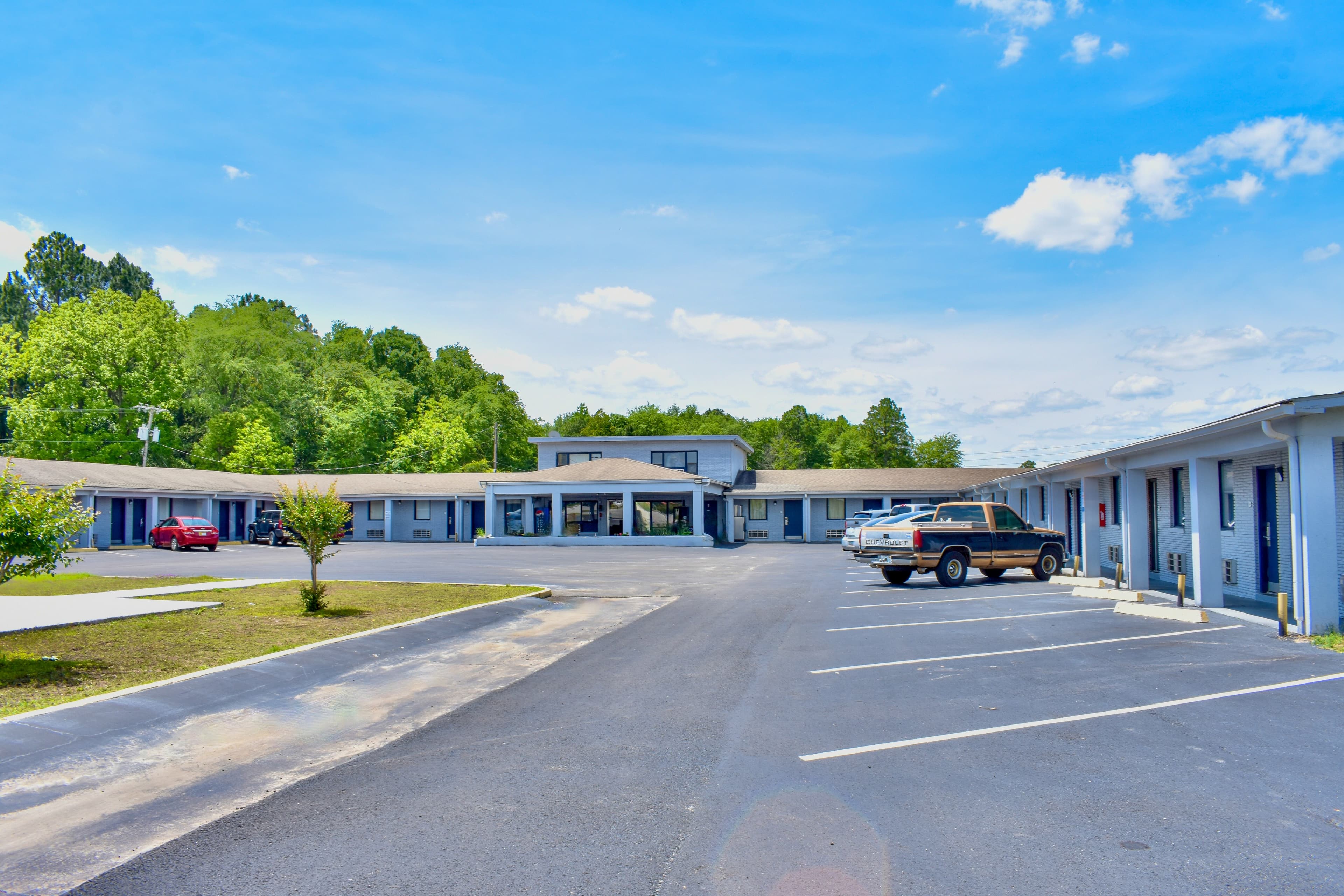 Rodeway Inn Swainsboro - Image 1