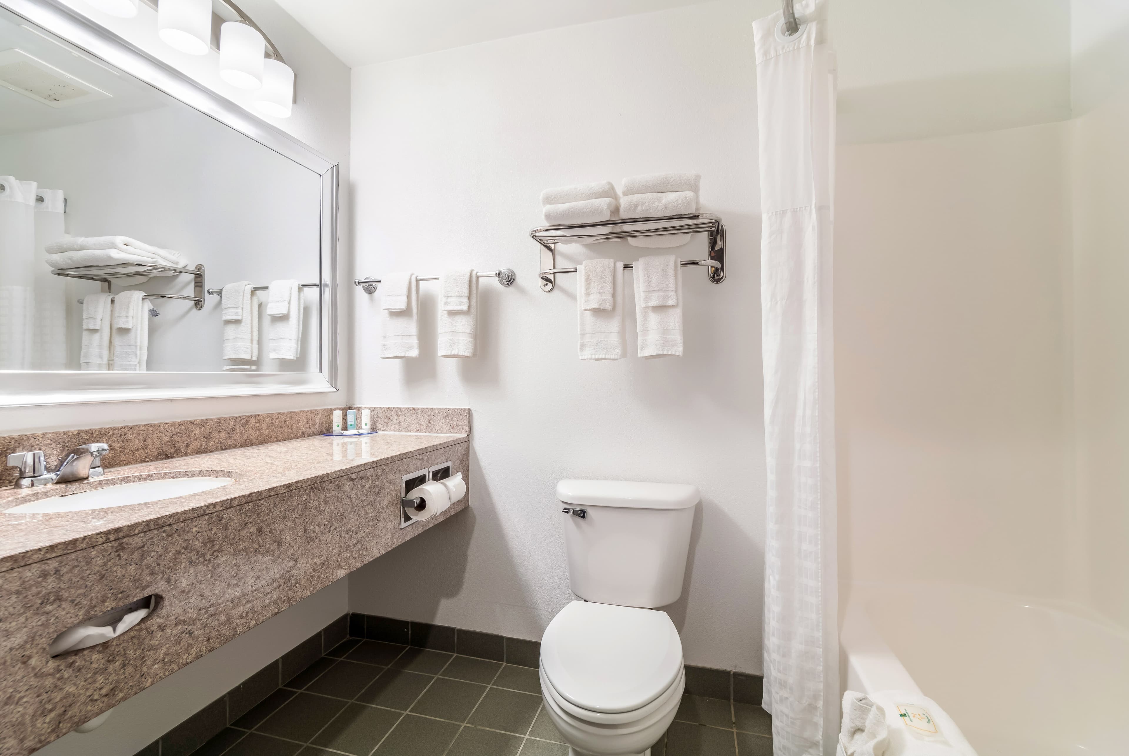 Quality Inn & Suites Augusta I-20 — 14