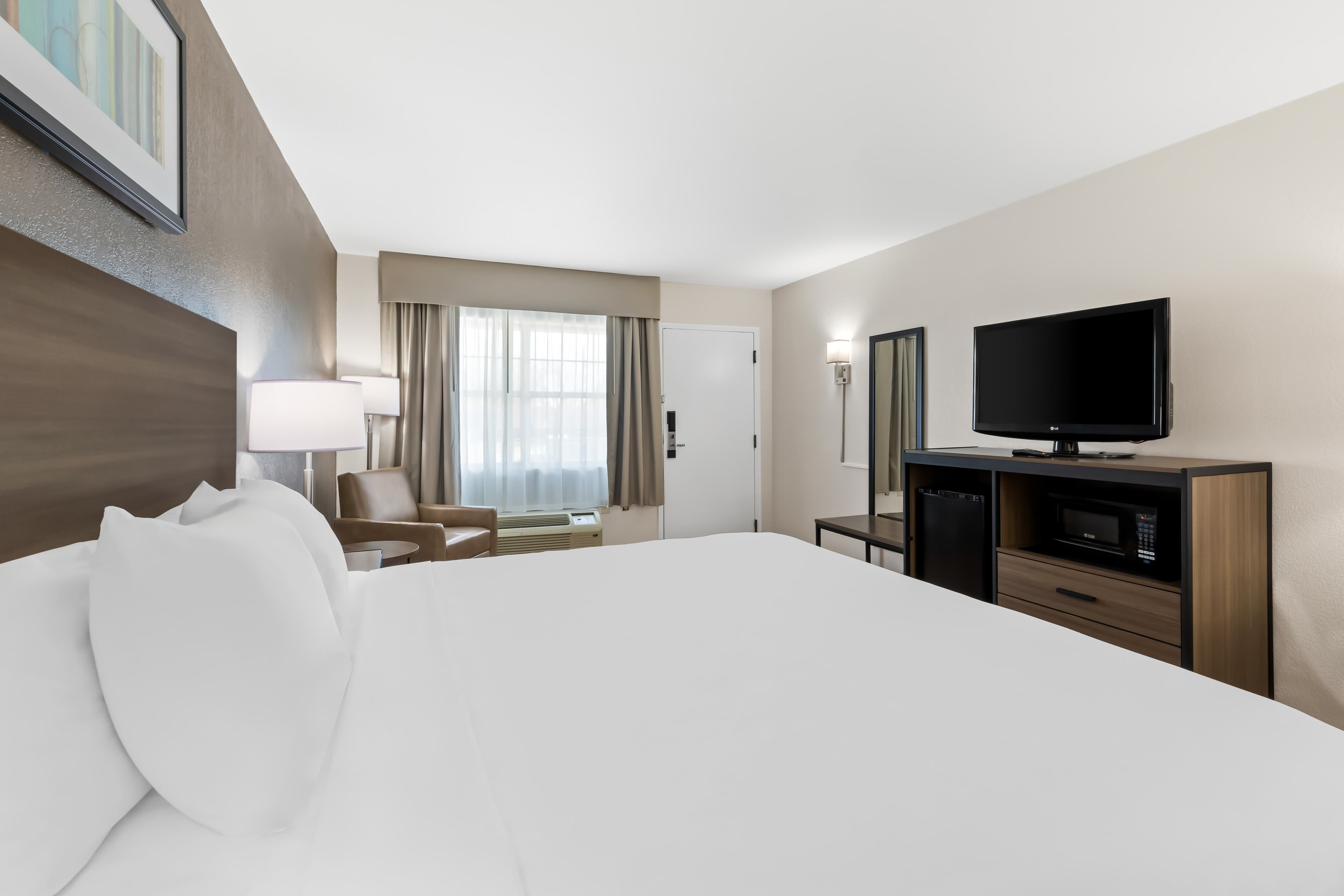 Quality Inn Fayetteville near Historic Downtown Square — 13