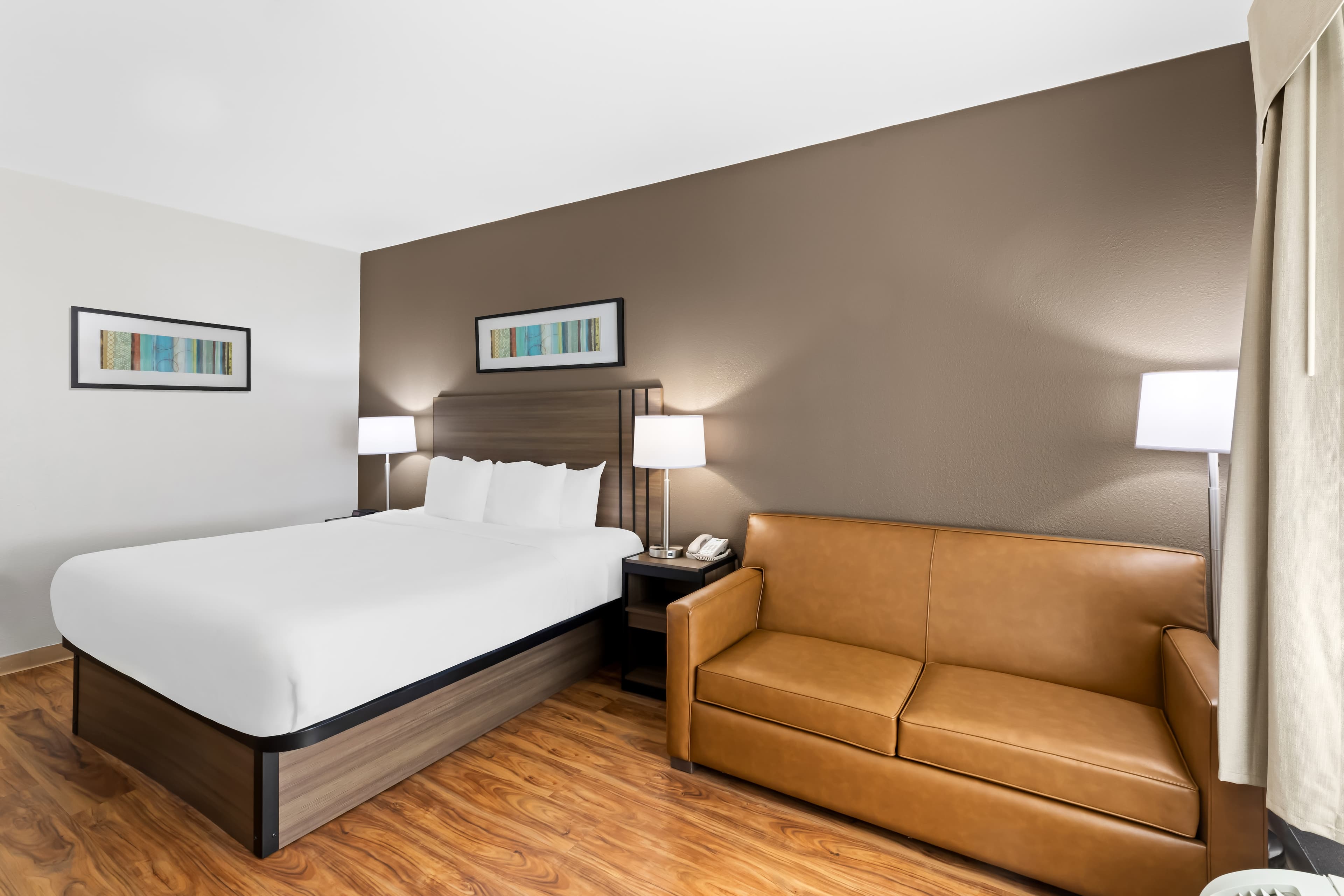 Quality Inn Fayetteville near Historic Downtown Square — 17