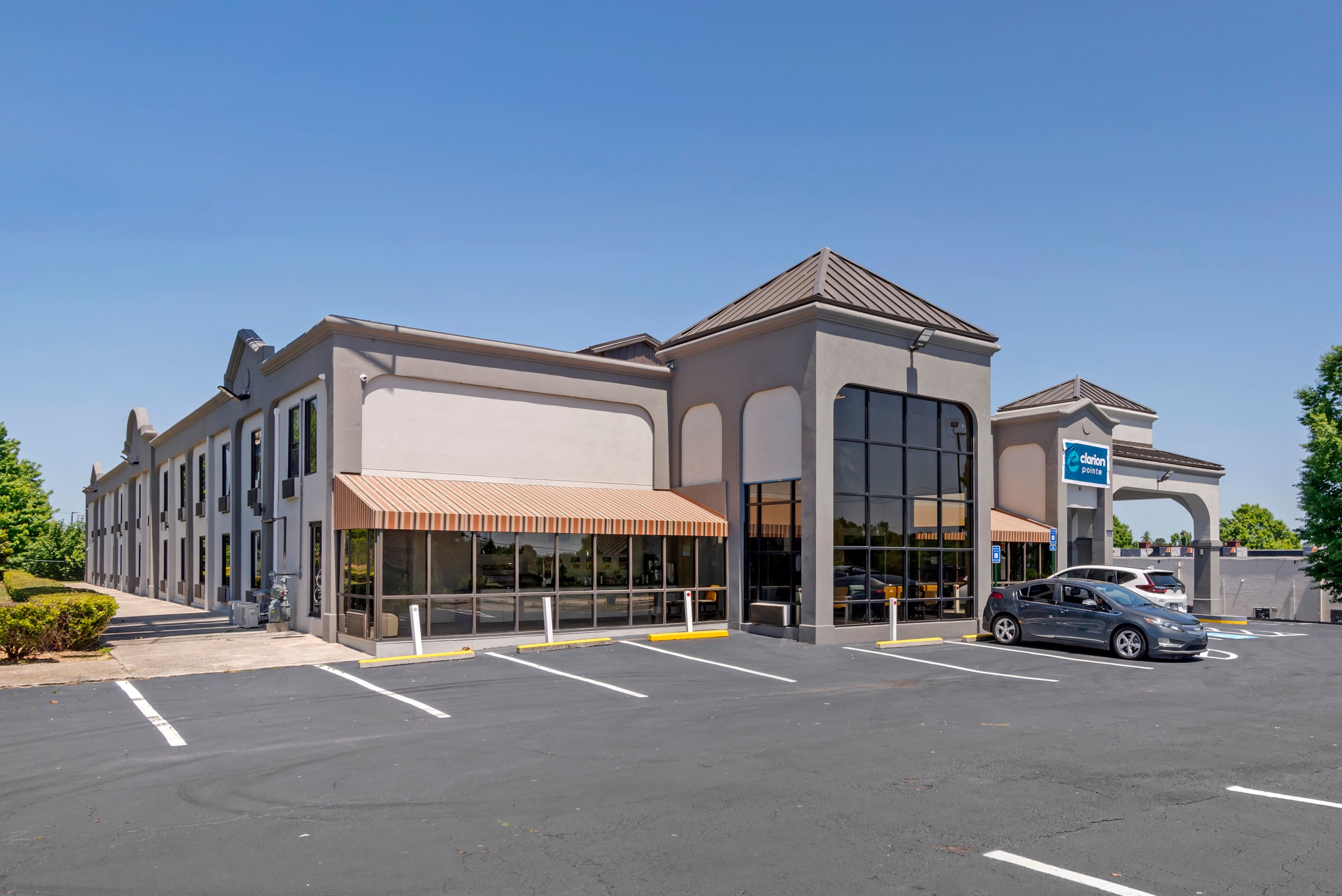 Clarion Pointe McDonough - Image 1