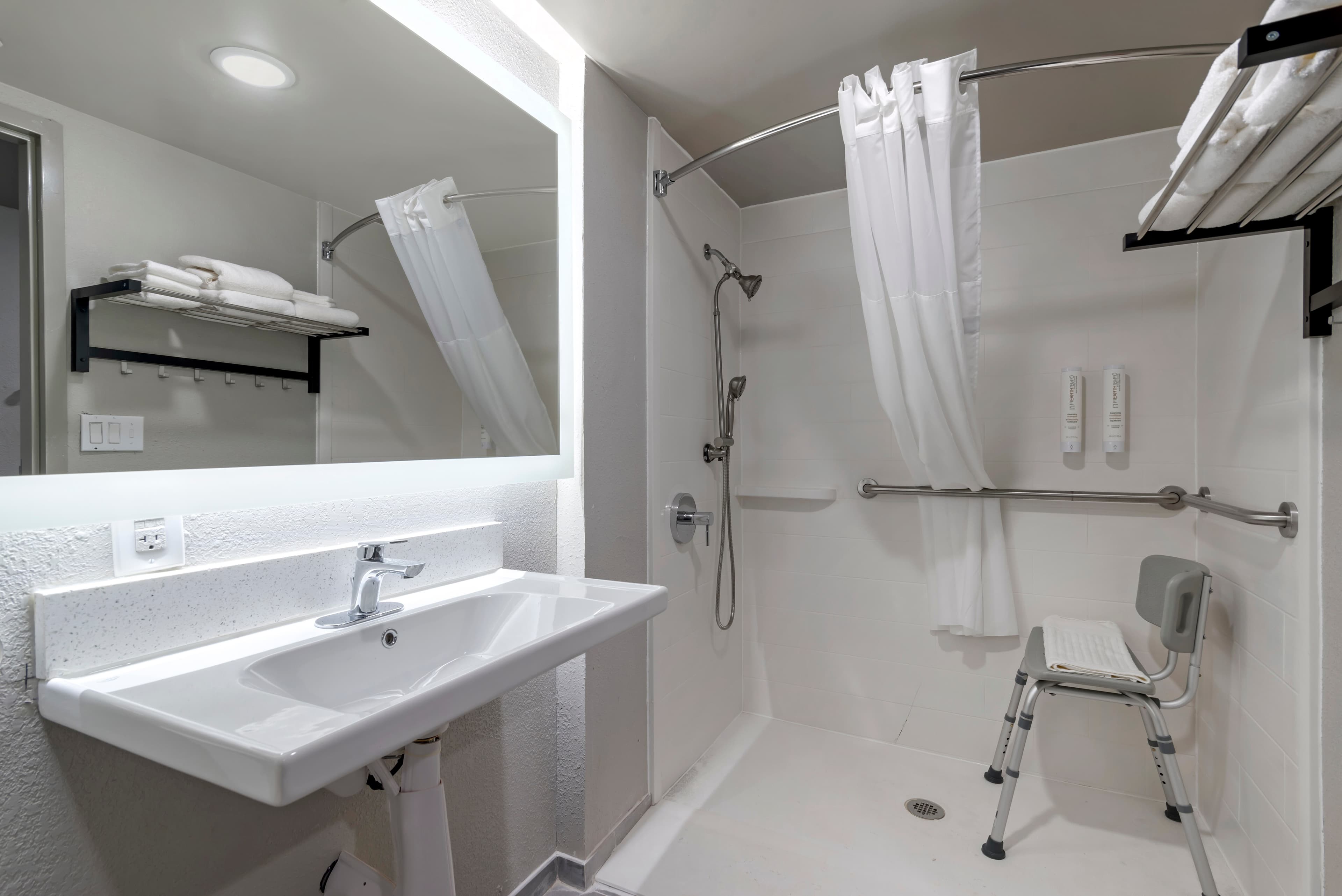Clarion Pointe McDonough — 14