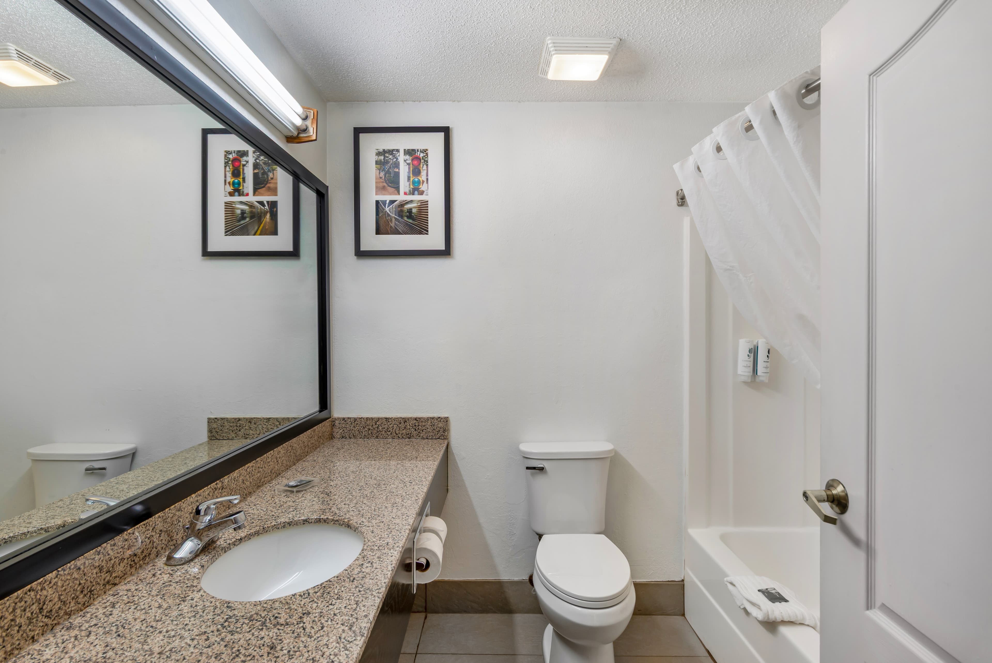 Country Inn & Suites by Radisson, Hiram, GA — 5