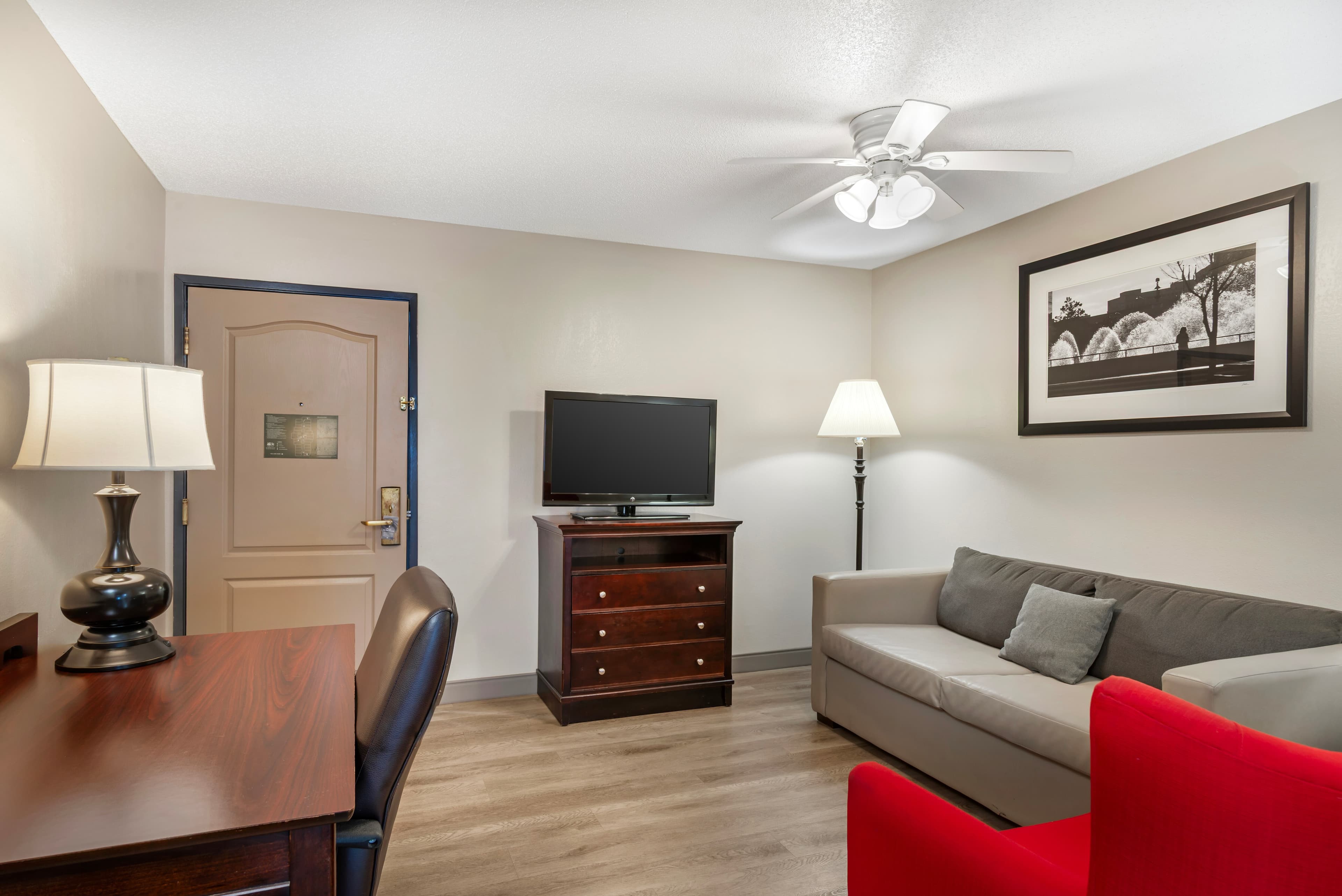 Country Inn & Suites by Radisson, Hiram, GA — 11