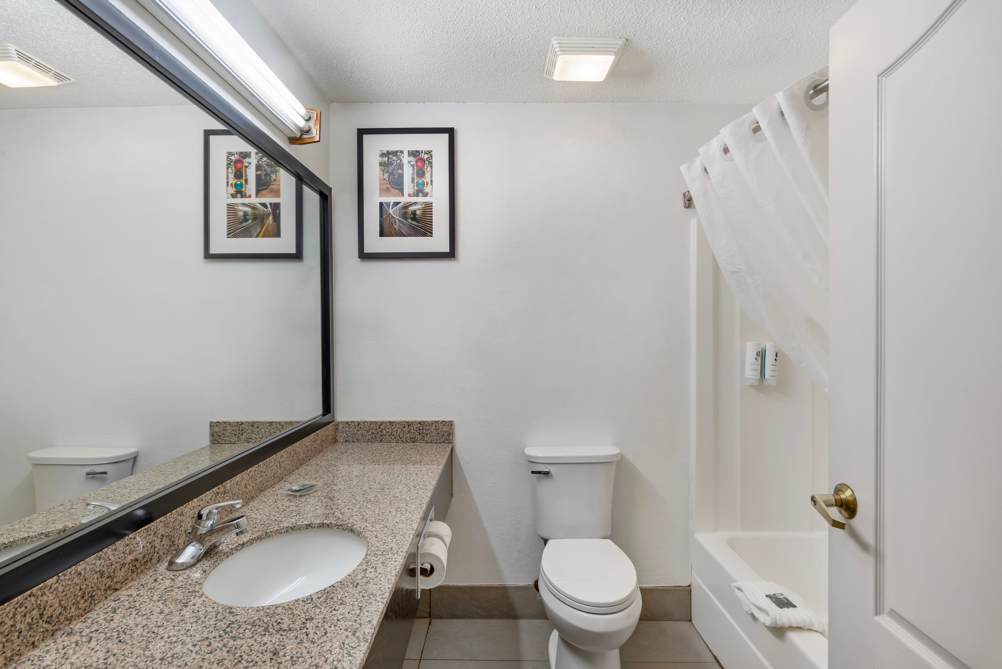 Country Inn & Suites by Radisson, Hiram, GA — 12