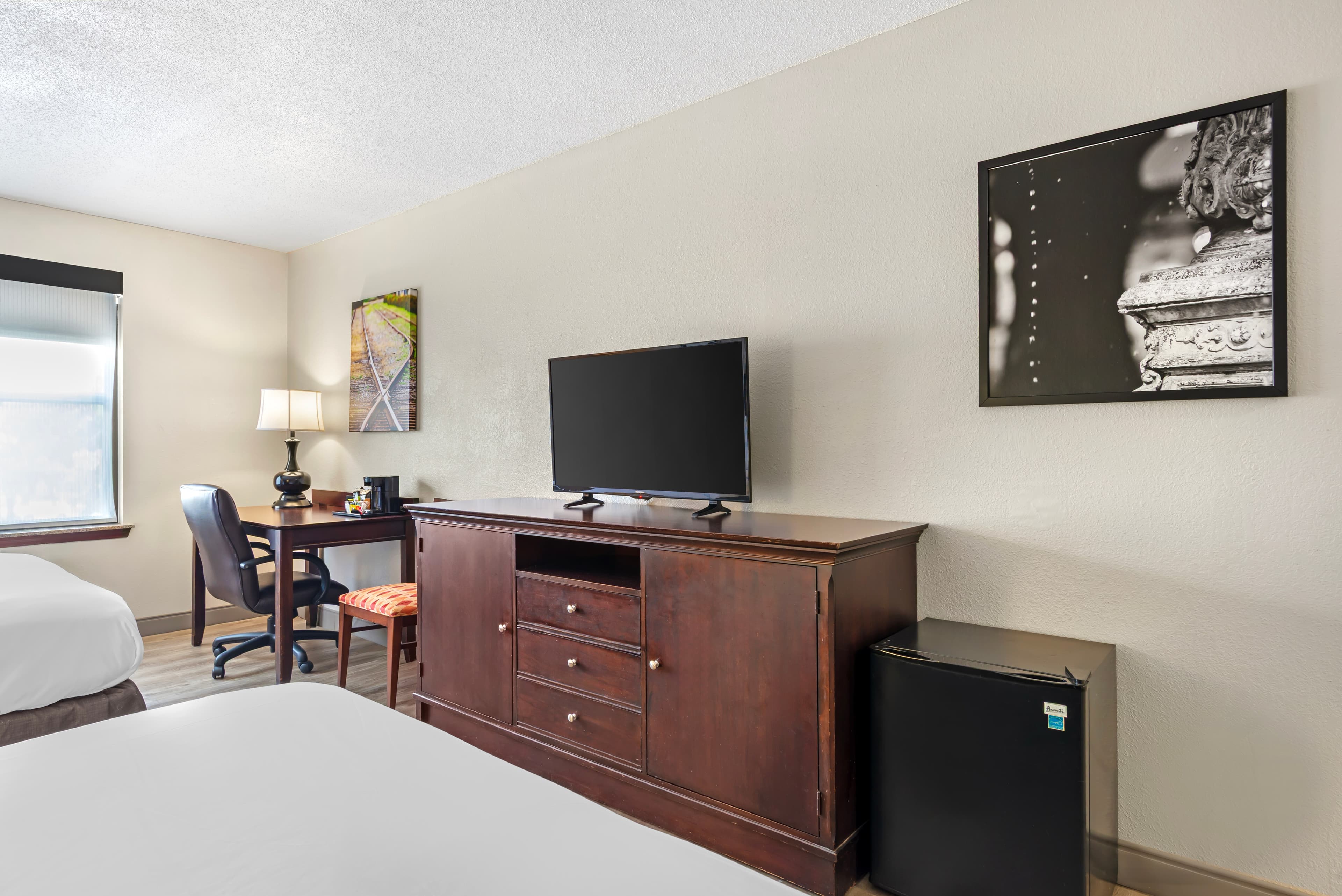 Country Inn & Suites by Radisson, Hiram, GA — 16