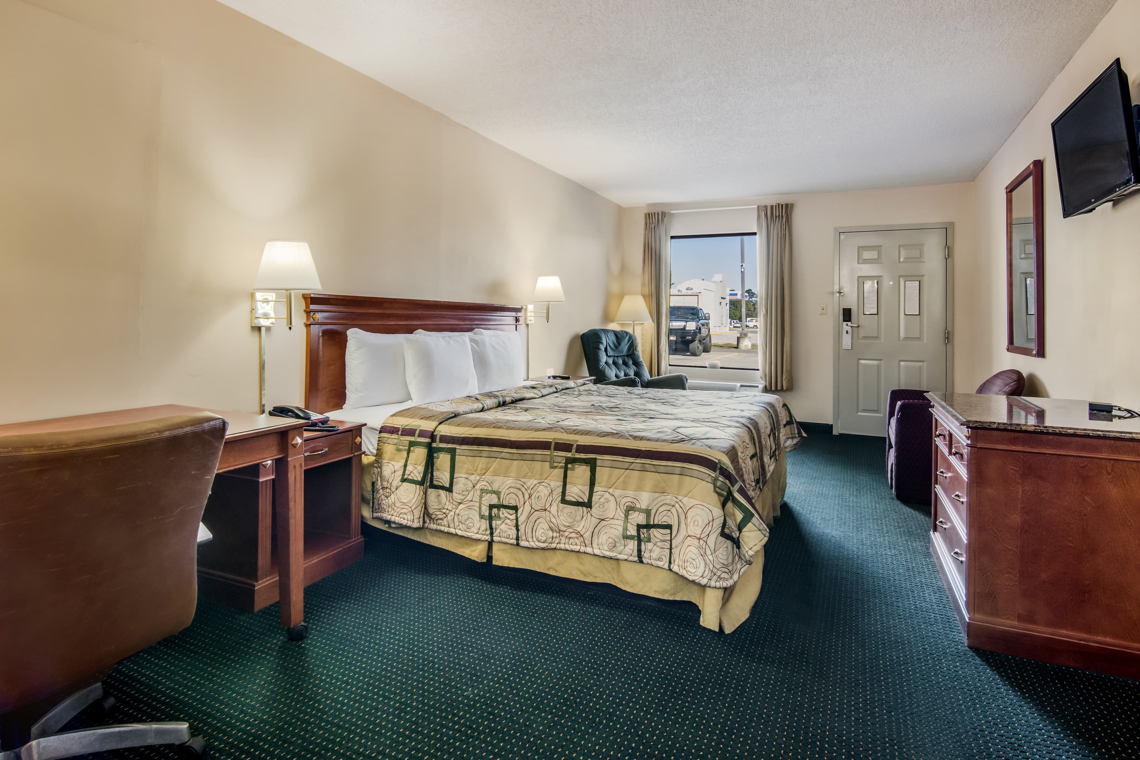 Rodeway Inn & Suites Dublin — 7
