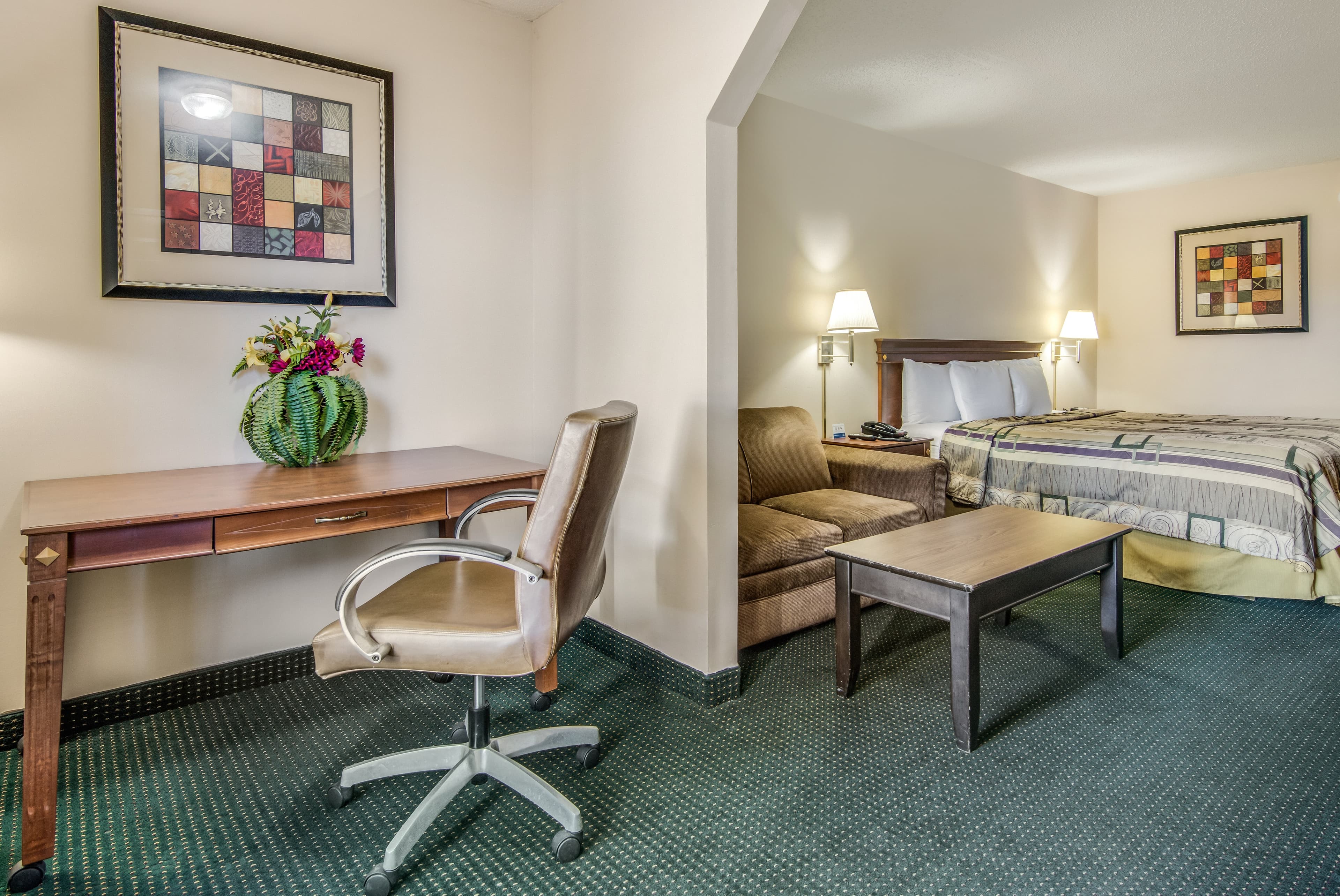 Rodeway Inn & Suites Dublin — 24