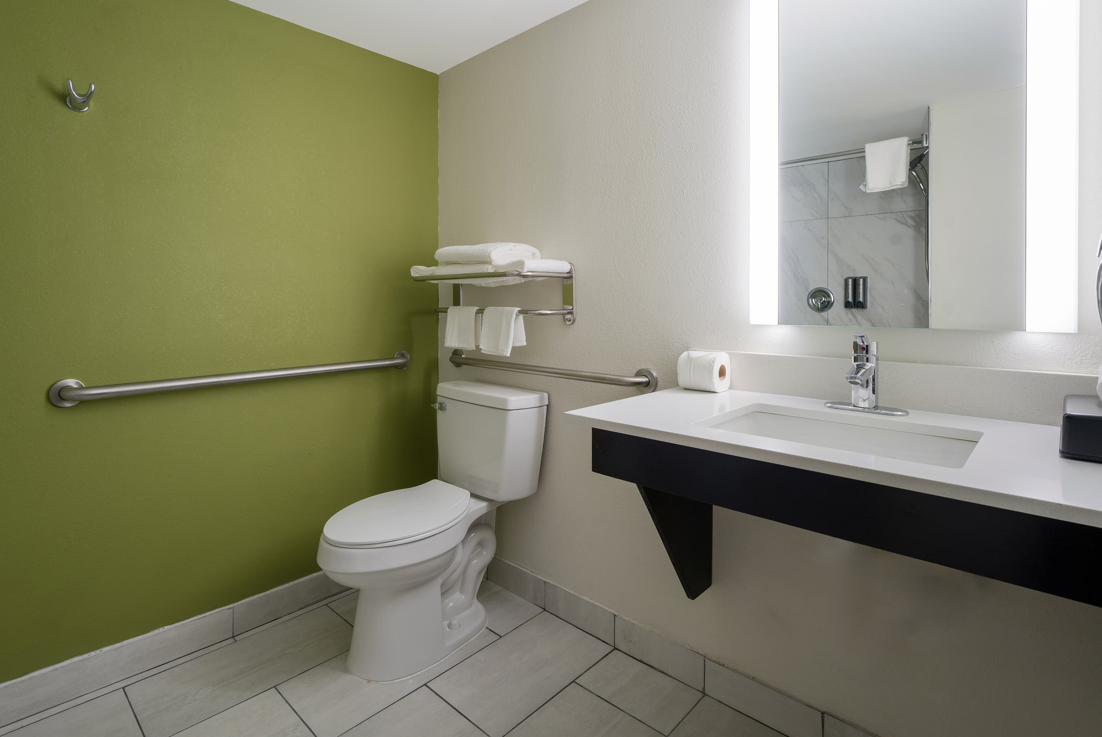Sleep Inn Madison - Image 2