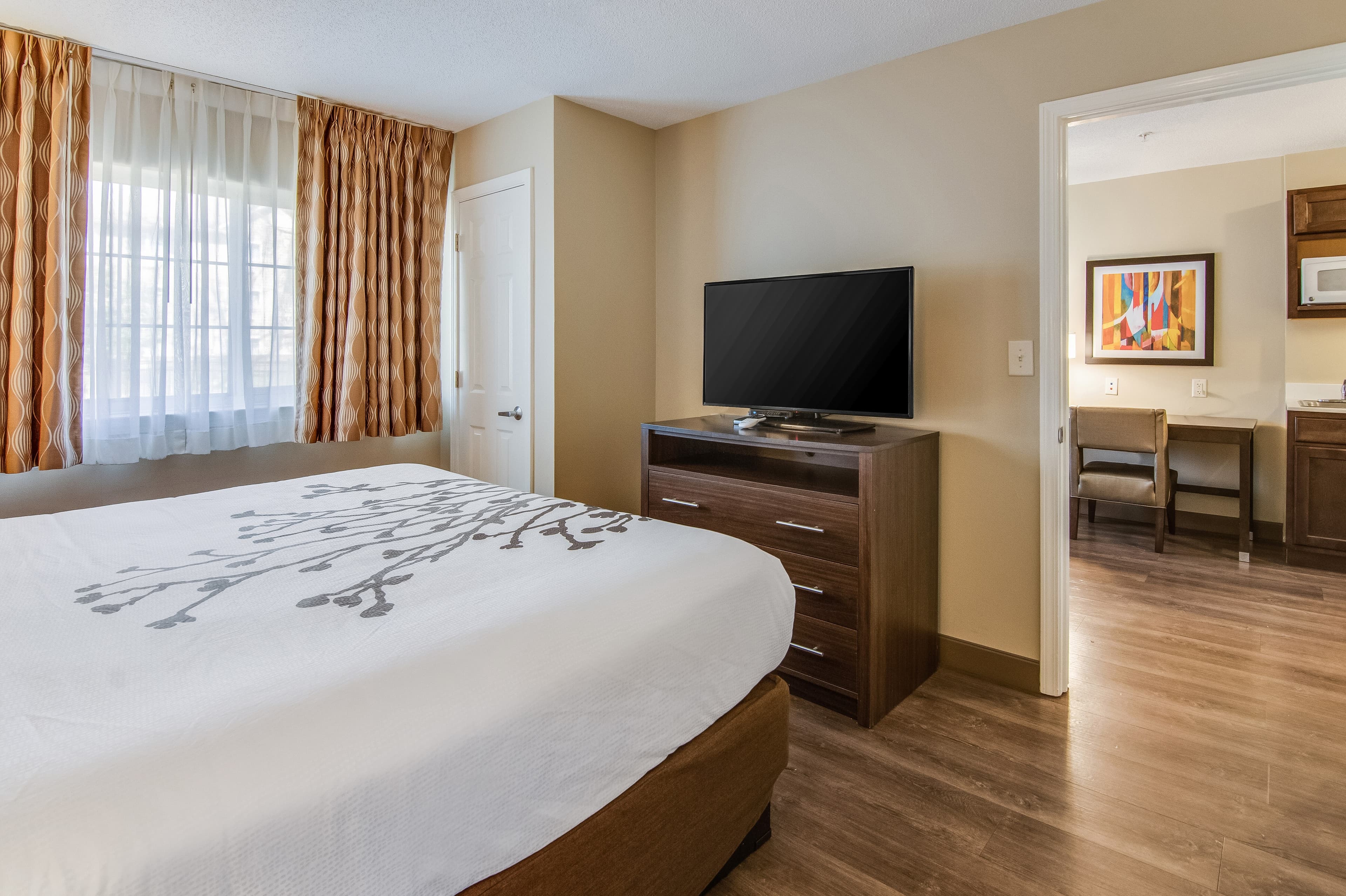 MainStay Suites Columbus near Fort Benning — 10
