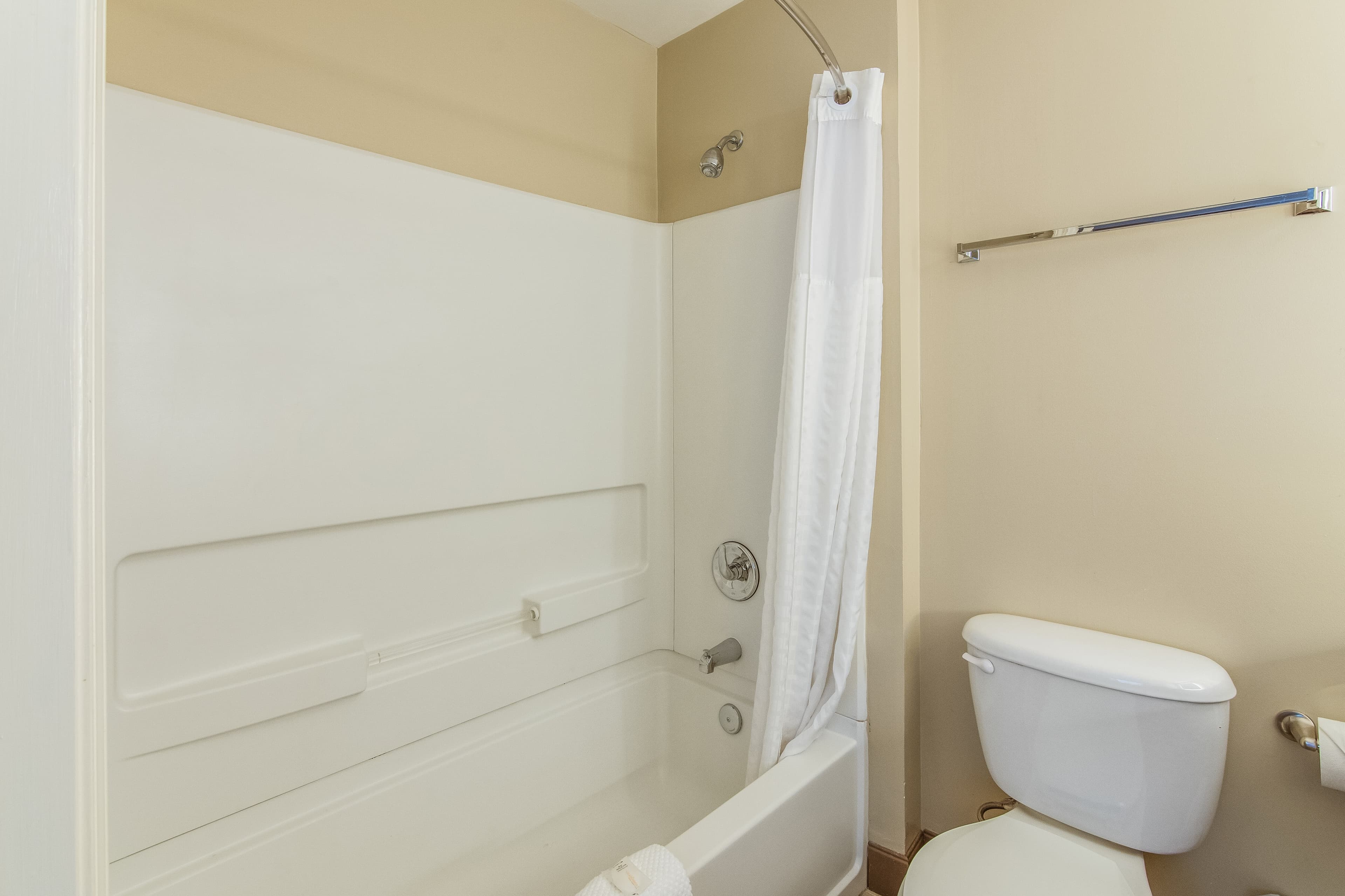 MainStay Suites Columbus near Fort Benning — 15