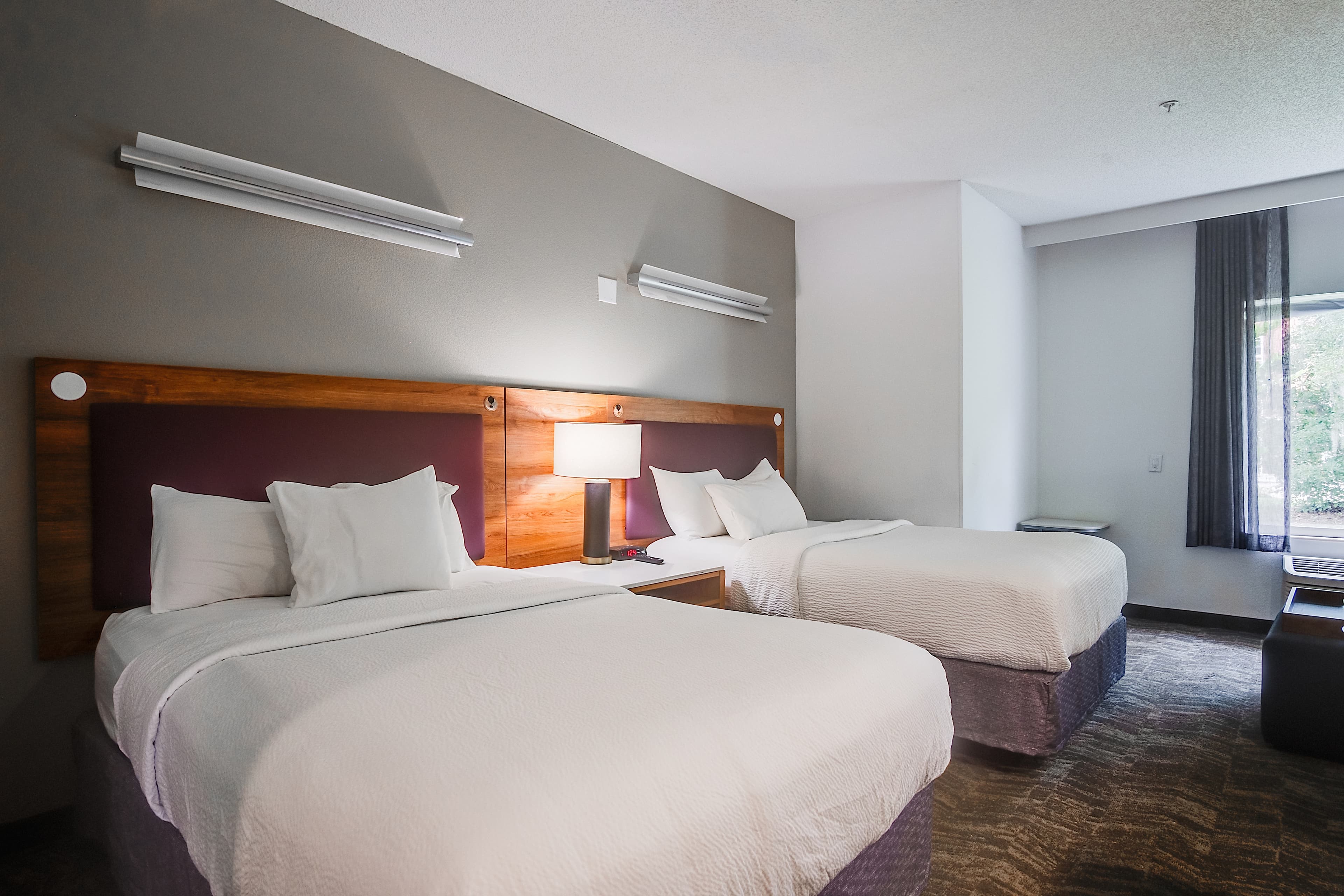 Country Inn & Suites by Radisson, Savannah Southside — 7