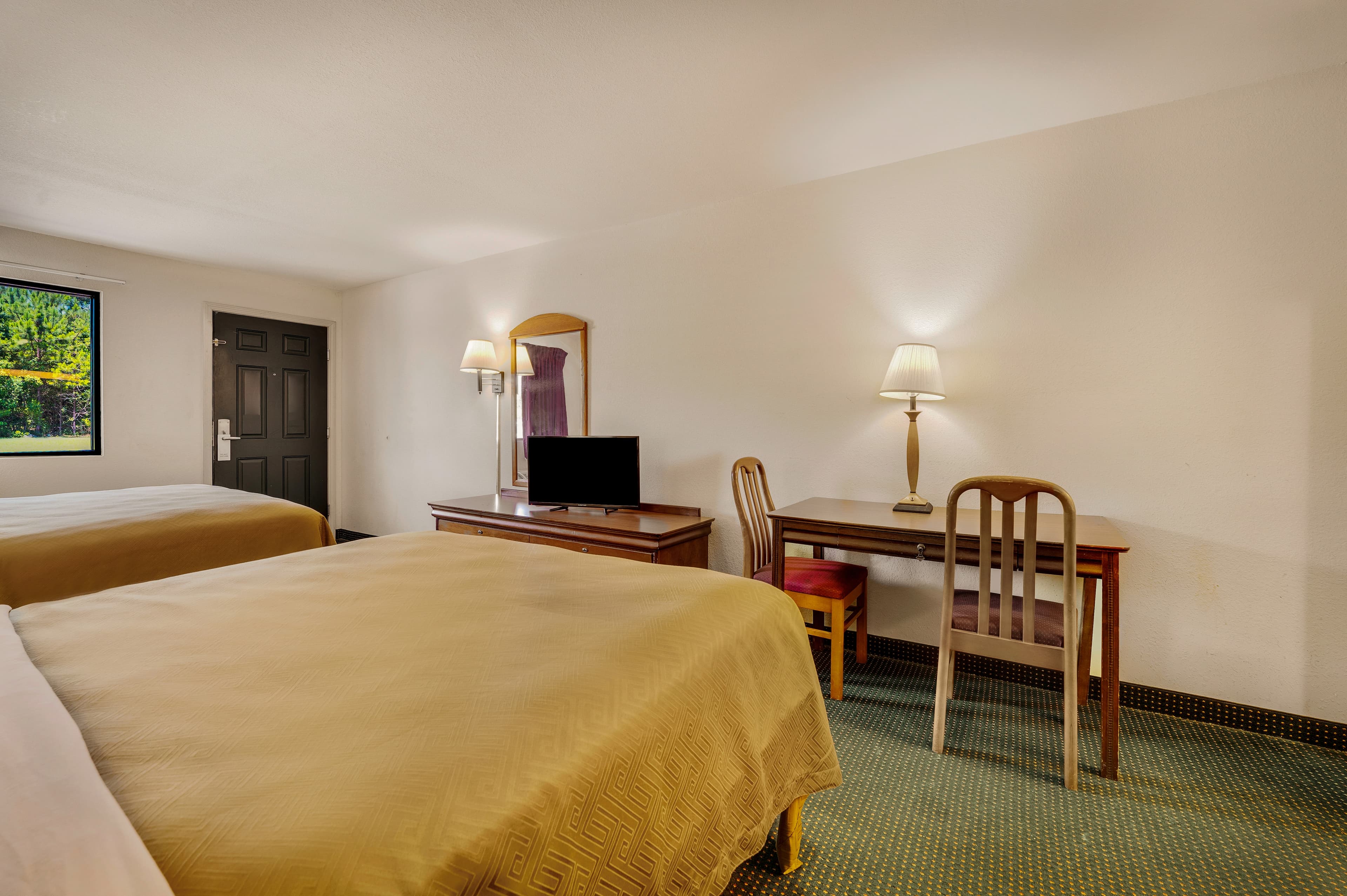 Rodeway Inn Sandersville — 24