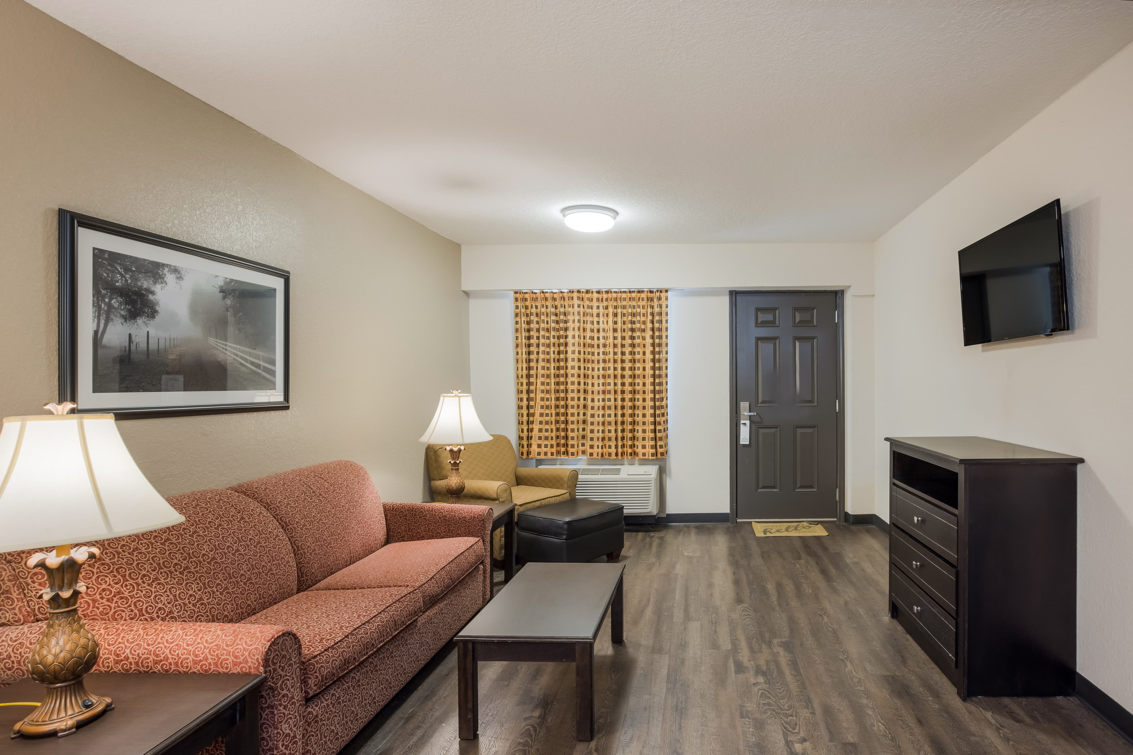 Econo Lodge Vidalia — 22