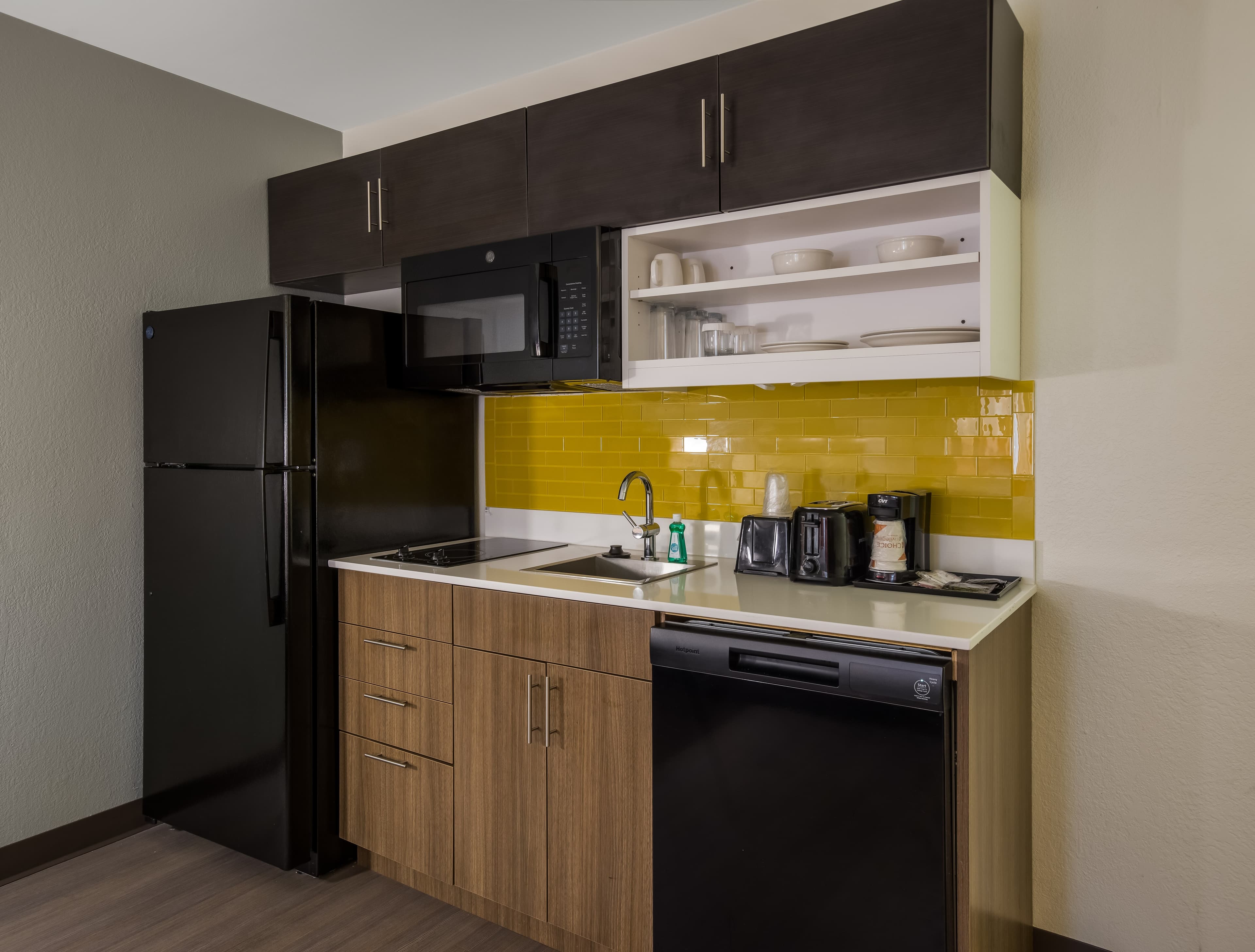 MainStay Suites Savannah Midtown - Image 3