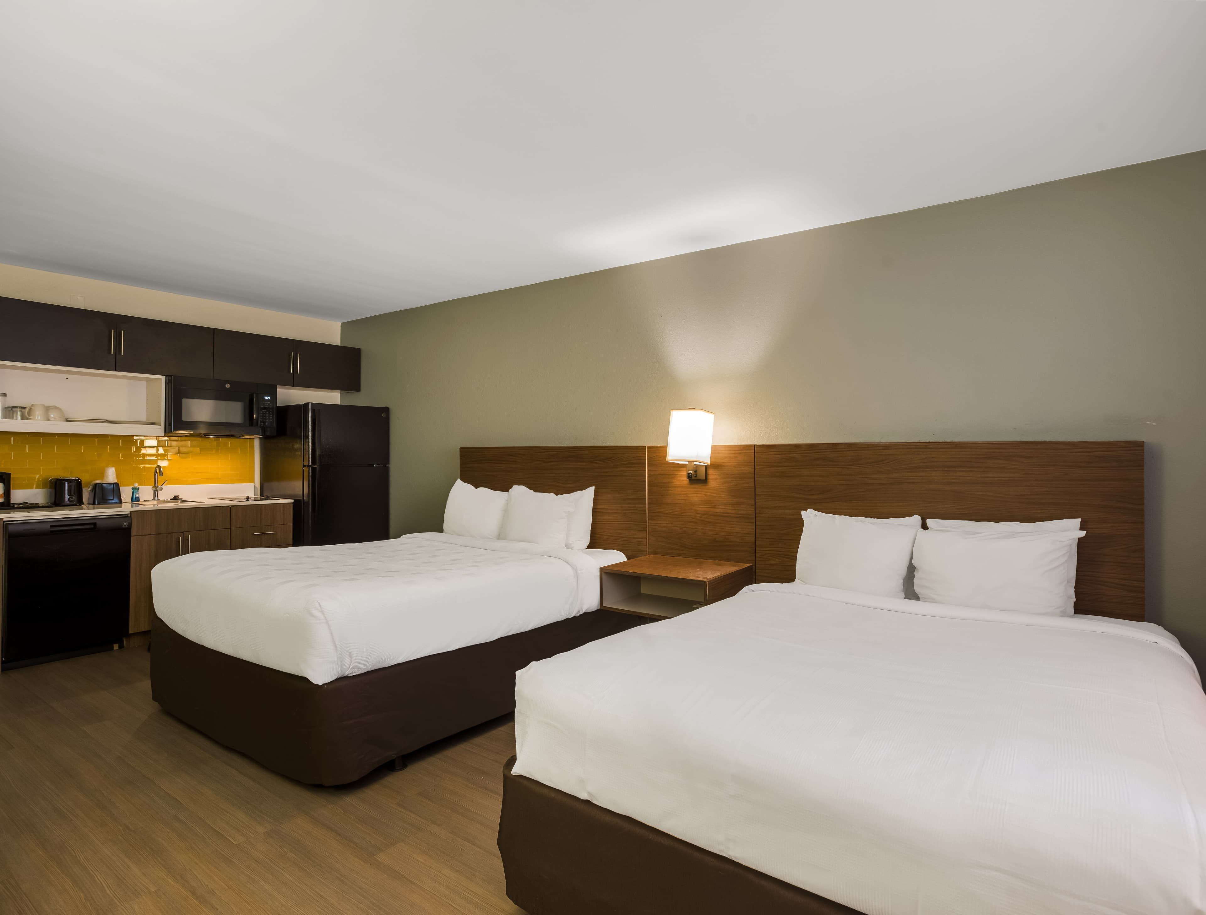MainStay Suites Savannah Midtown — 18