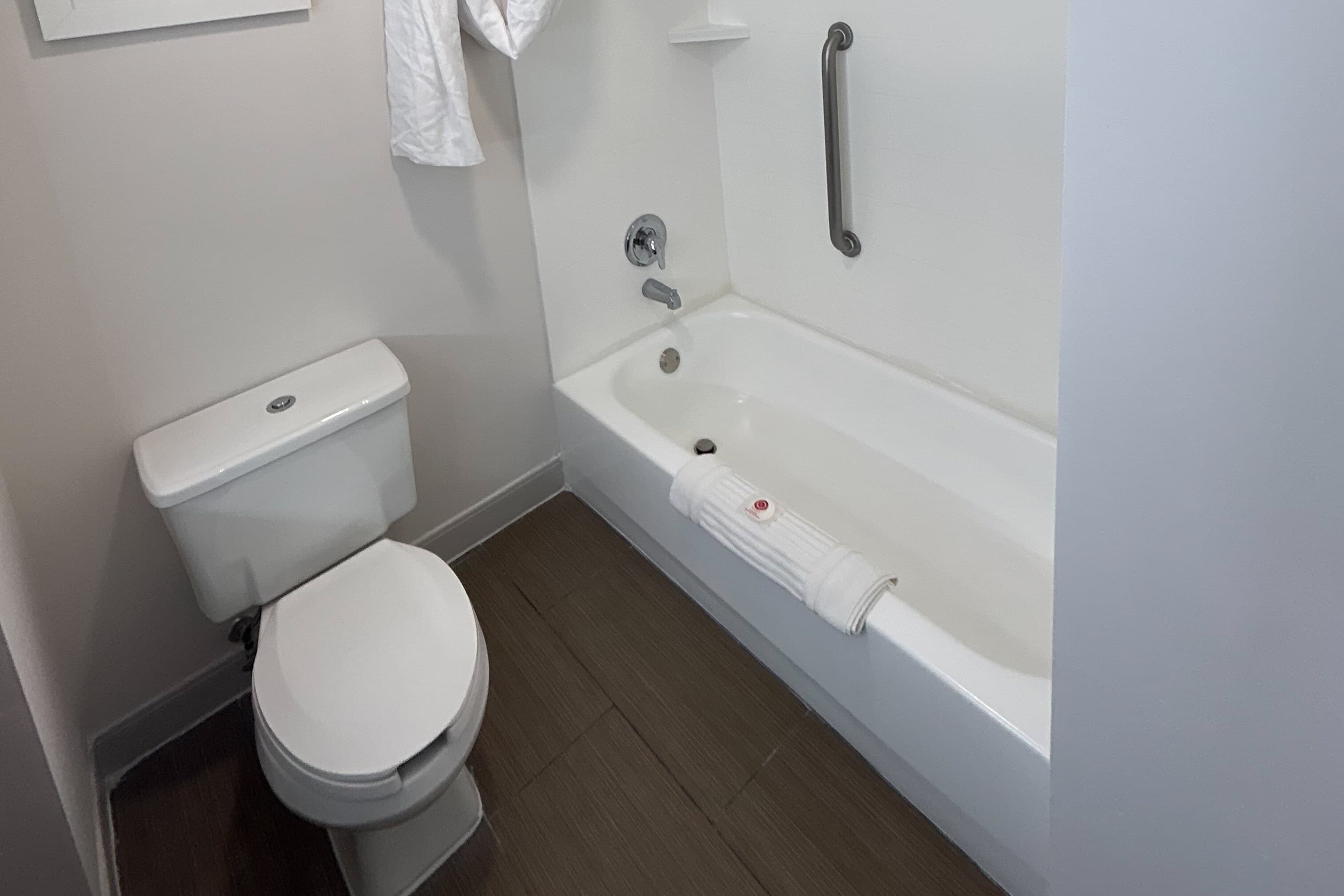 Comfort Inn Darien - North Brunswick — 18