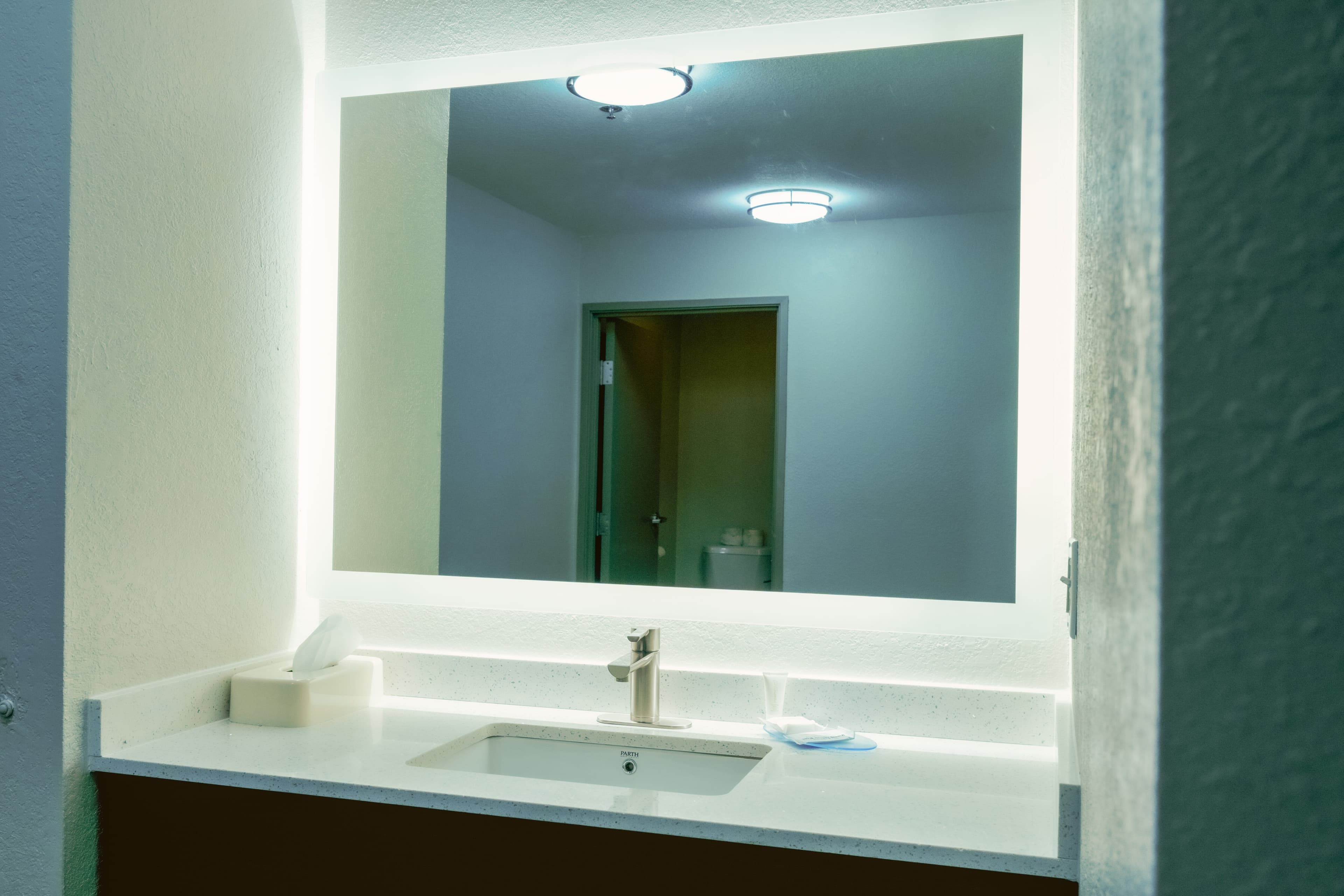 Clarion Pointe-Dillard near Blue Ridge Mountains — 10