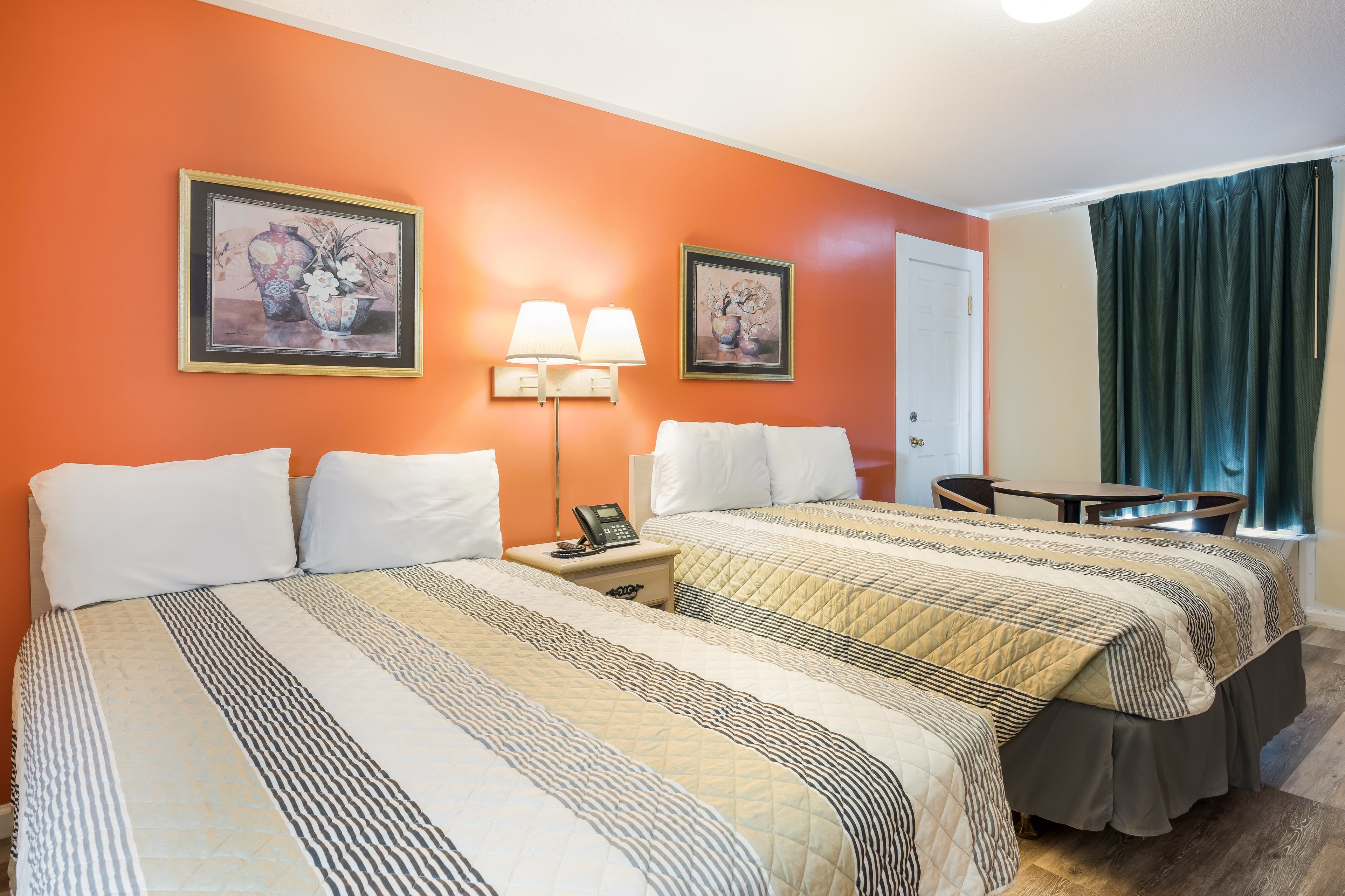 Rodeway Inn Cecil — 6