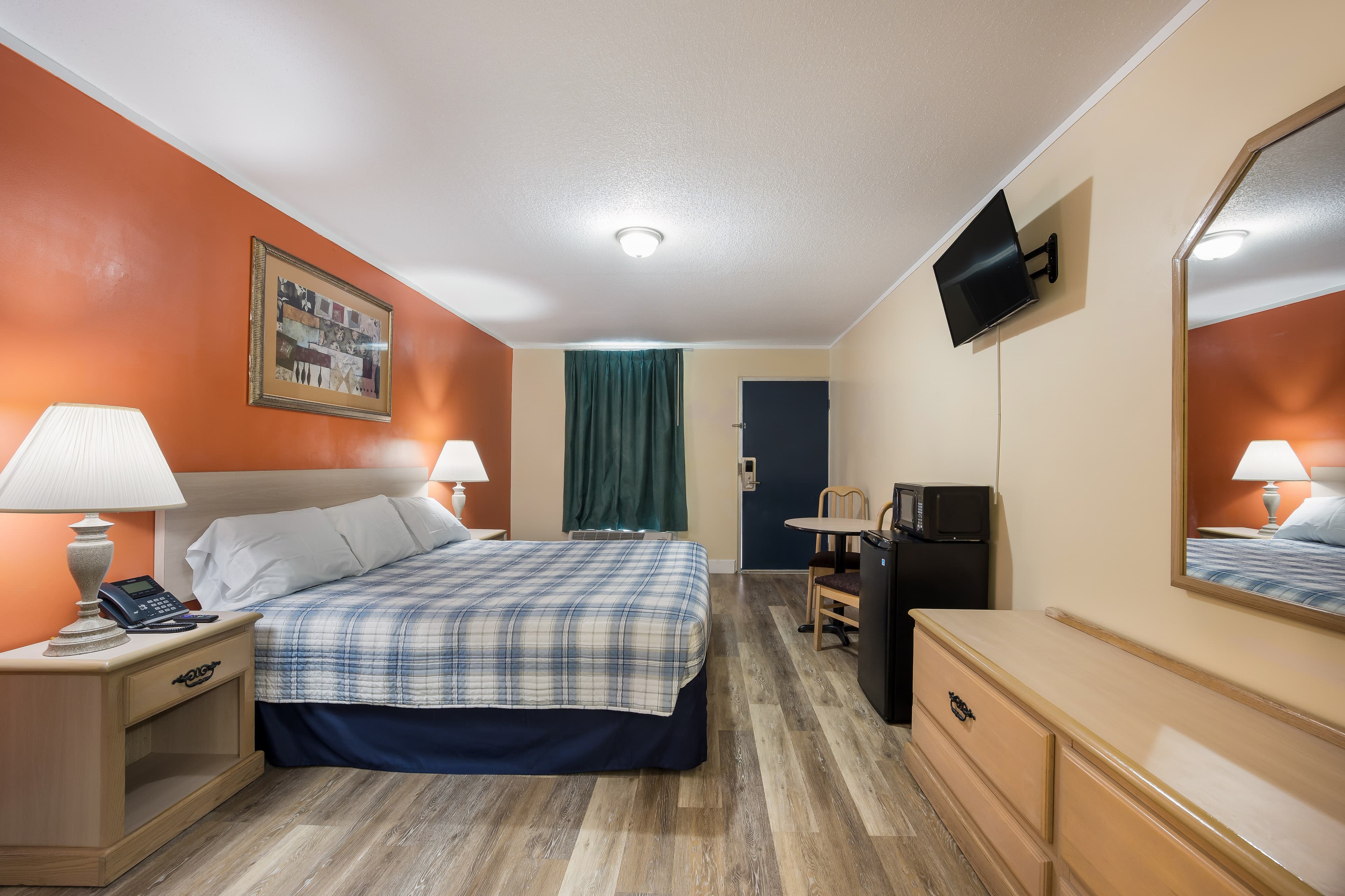 Rodeway Inn Cecil — 23