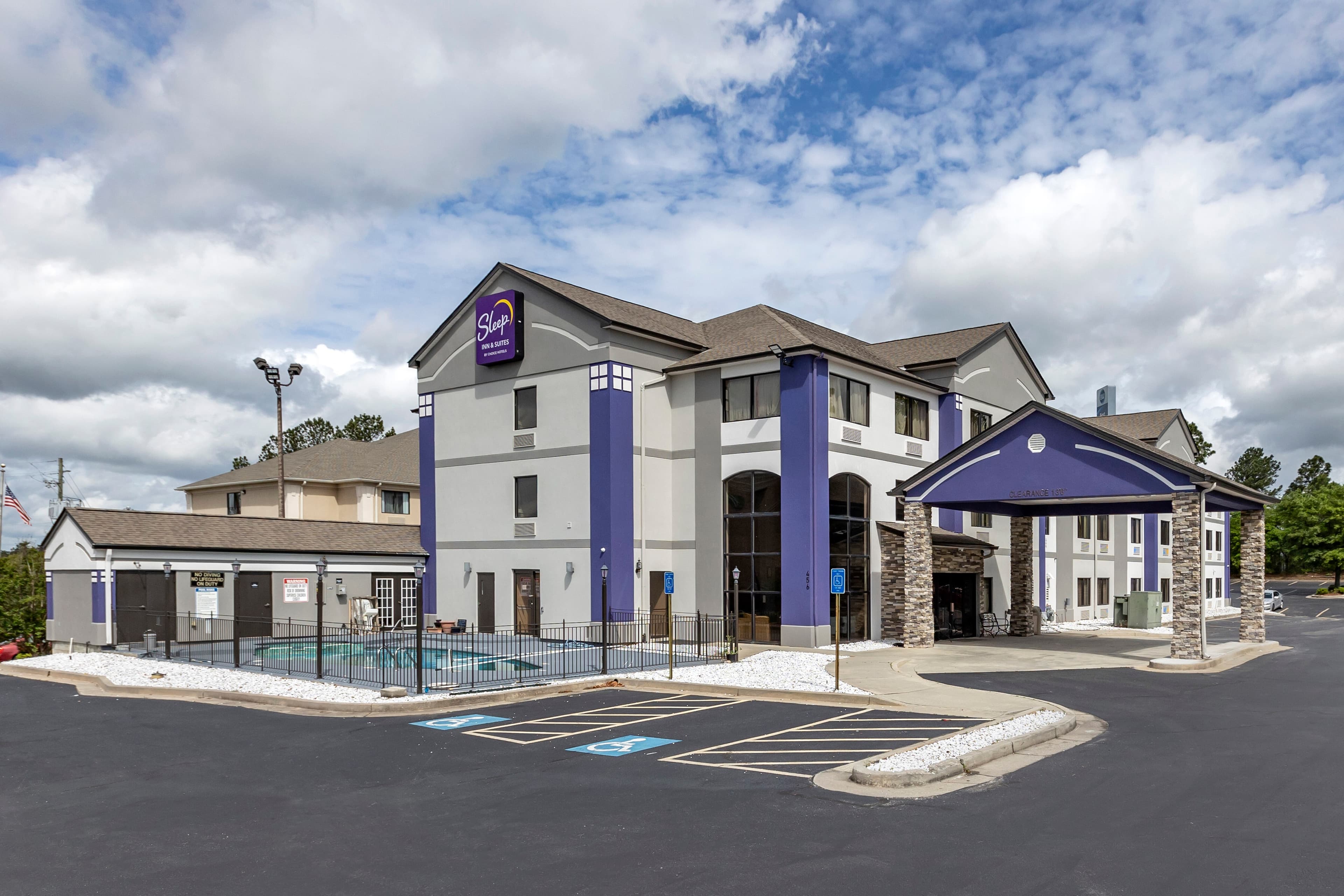 Sleep Inn & Suites Grovetown - Augusta West - Image 1